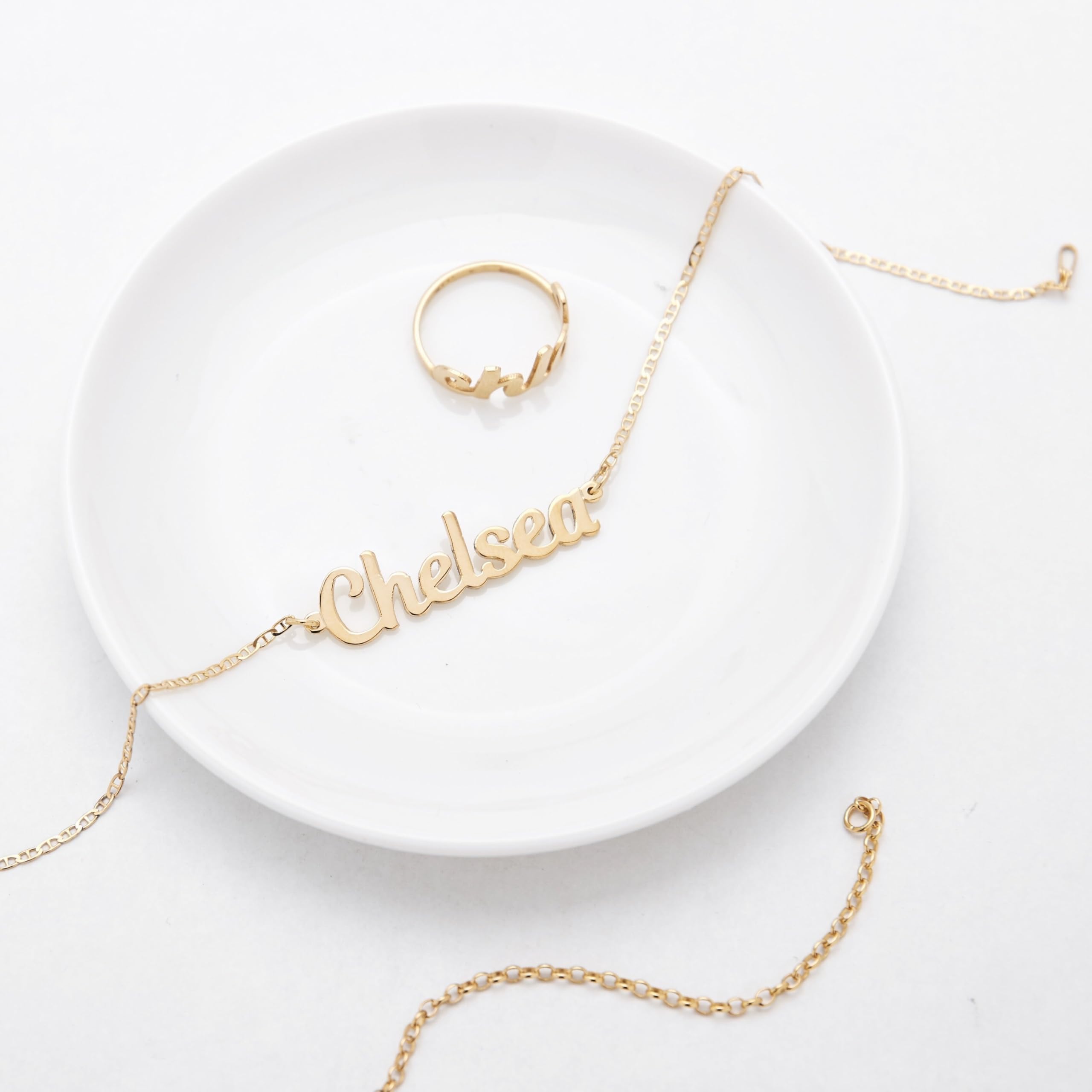 EVE'S ADDICTION Custom Gold Plated Thin Script Nameplate Necklace - Personalized 16