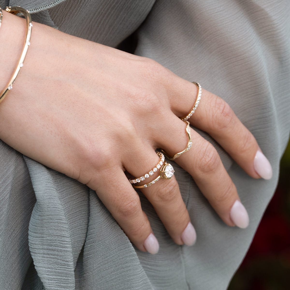 Royal Eternity Ring for Women - 14K Gold Diamond Wedding Band - Perfect for Anniversaries, Engagements & Special Occasions