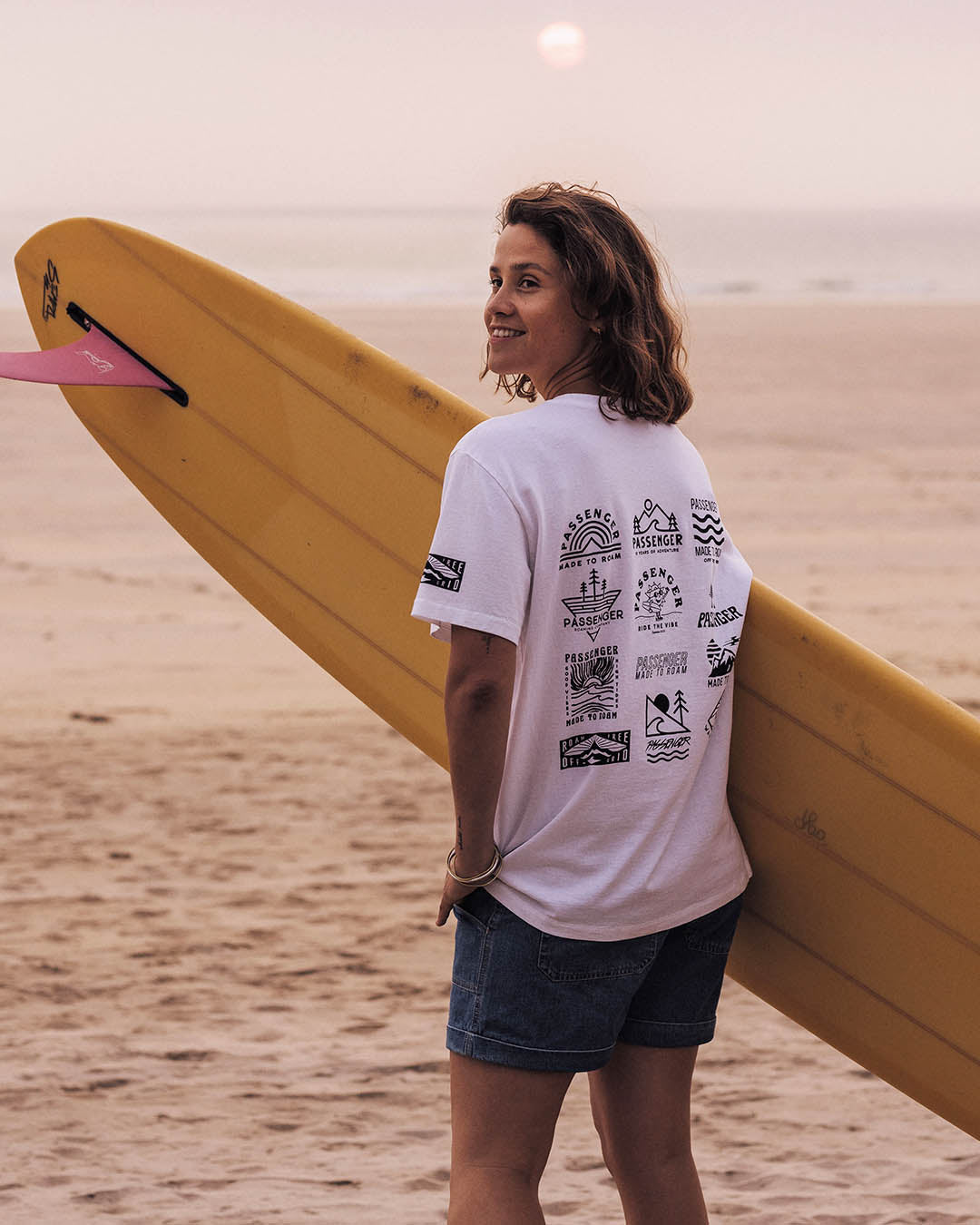 Eco-Friendly Oversized Cotton T-Shirt for Women - Soft Recycled Material, Relaxed Fit, White - Perfect for Casual Wear, Loungewear & Sustainable Fashion