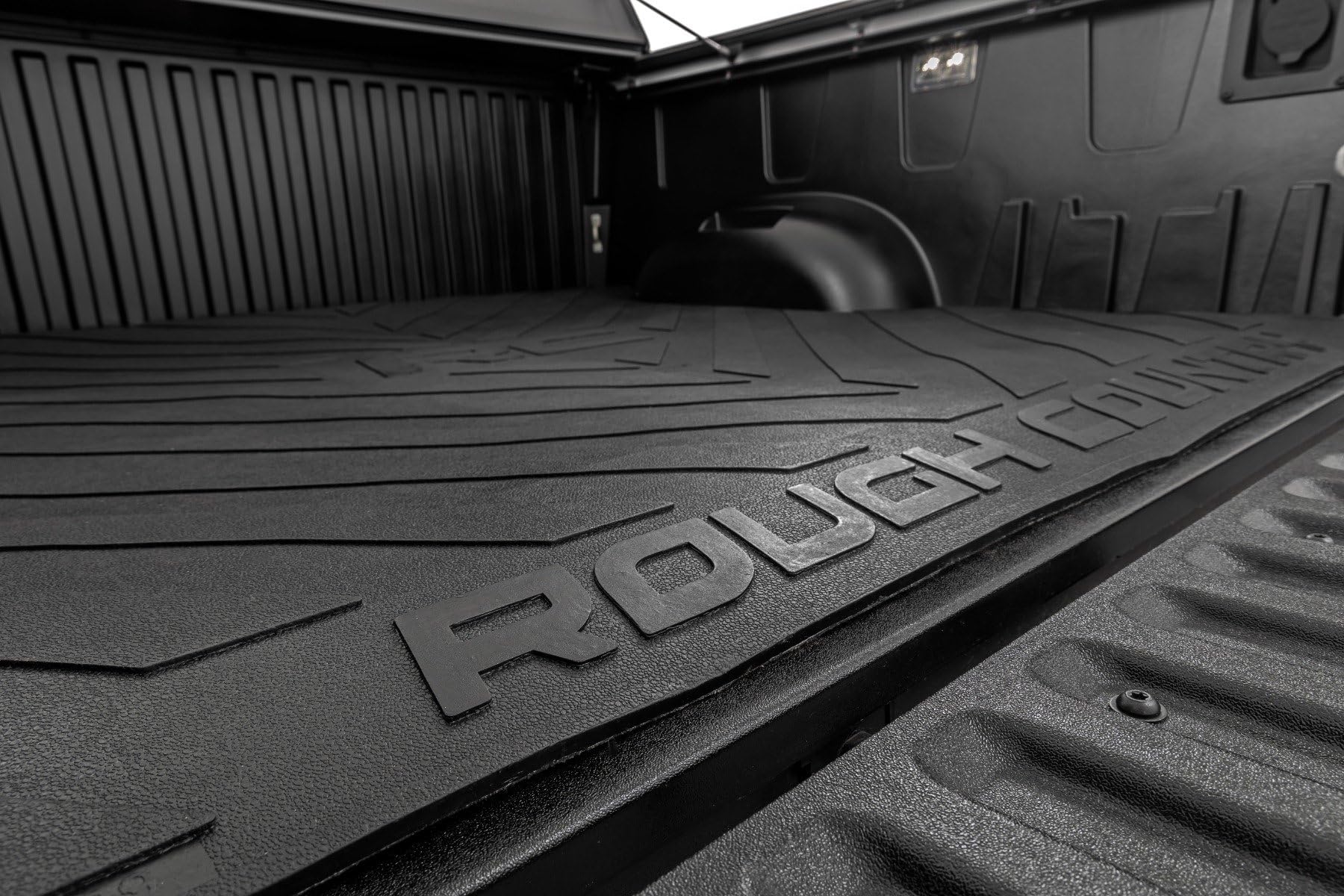 Rough Country Heavy Duty Rubber Bed Mat for Toyota Tundra (2022-2025) | 5'7