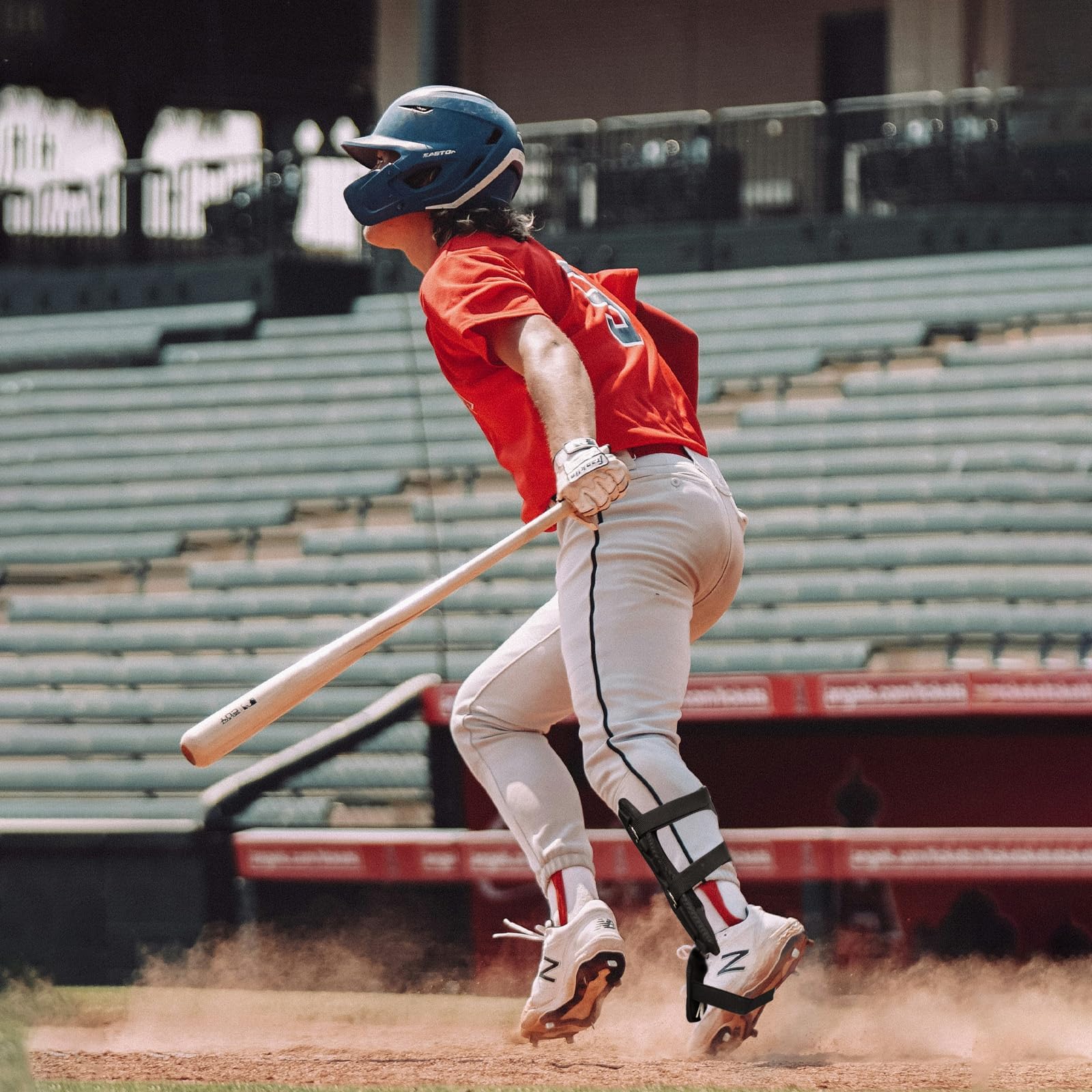 Hikeen Adjustable Baseball Leg Guard - Shin & Foot Shield for Batting - Right & Left Hand Hitters - Softball & Baseball Protective Gear - Perfect for Practice, Games & Training Sessions