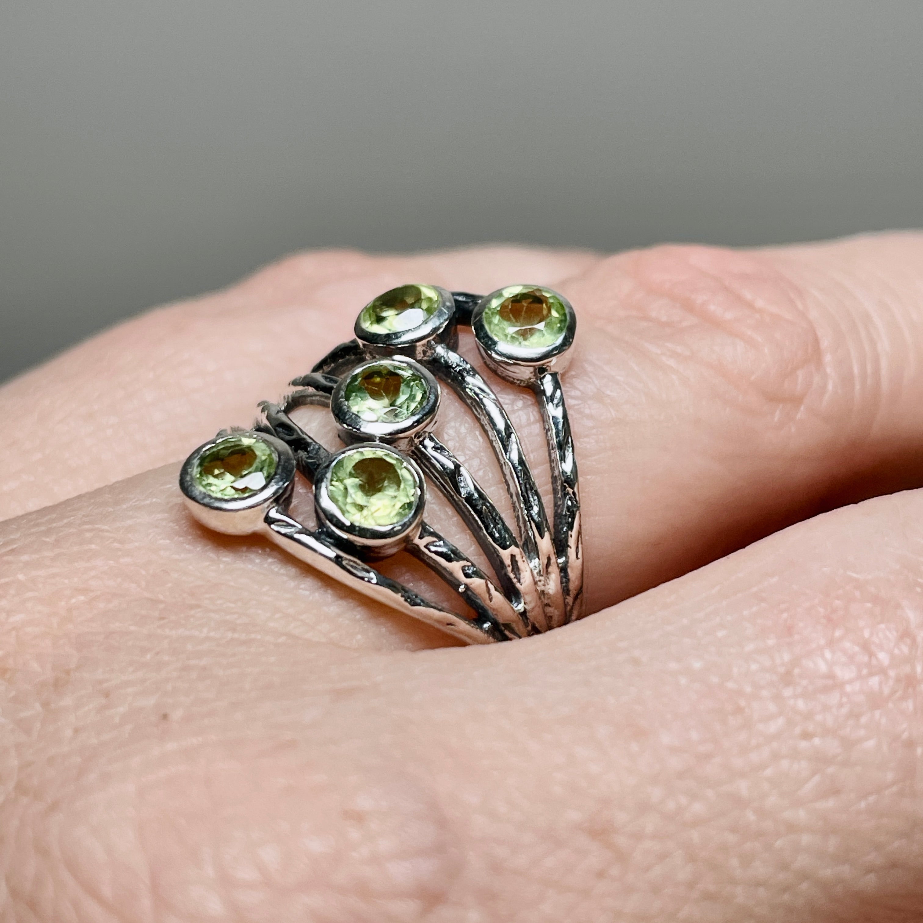 Peridot Multi-Stone Faceted Gemstone Ring R3875 - Elegant Green Birthstone Jewelry for Women, Perfect for Weddings, Parties & Everyday Wear