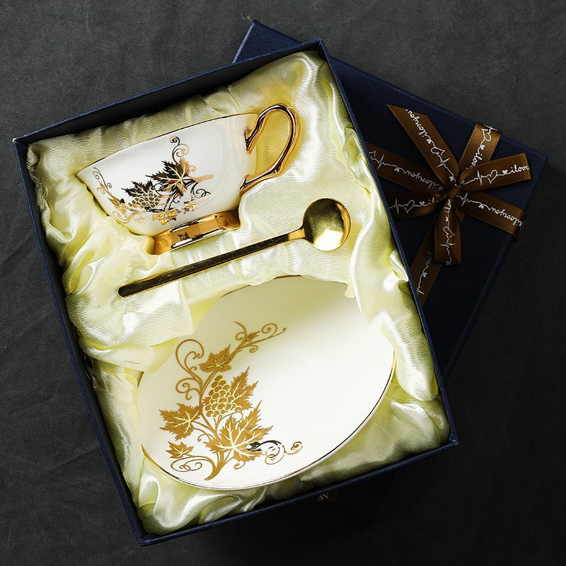 Premium British Ceramic Coffee & Tea Cups Set - Golden Leaves & Grapes Bone China Porcelain with Saucer - Elegant Tea Time Gift Box - Perfect for Afternoon Tea, Bridal Showers & Home Decor