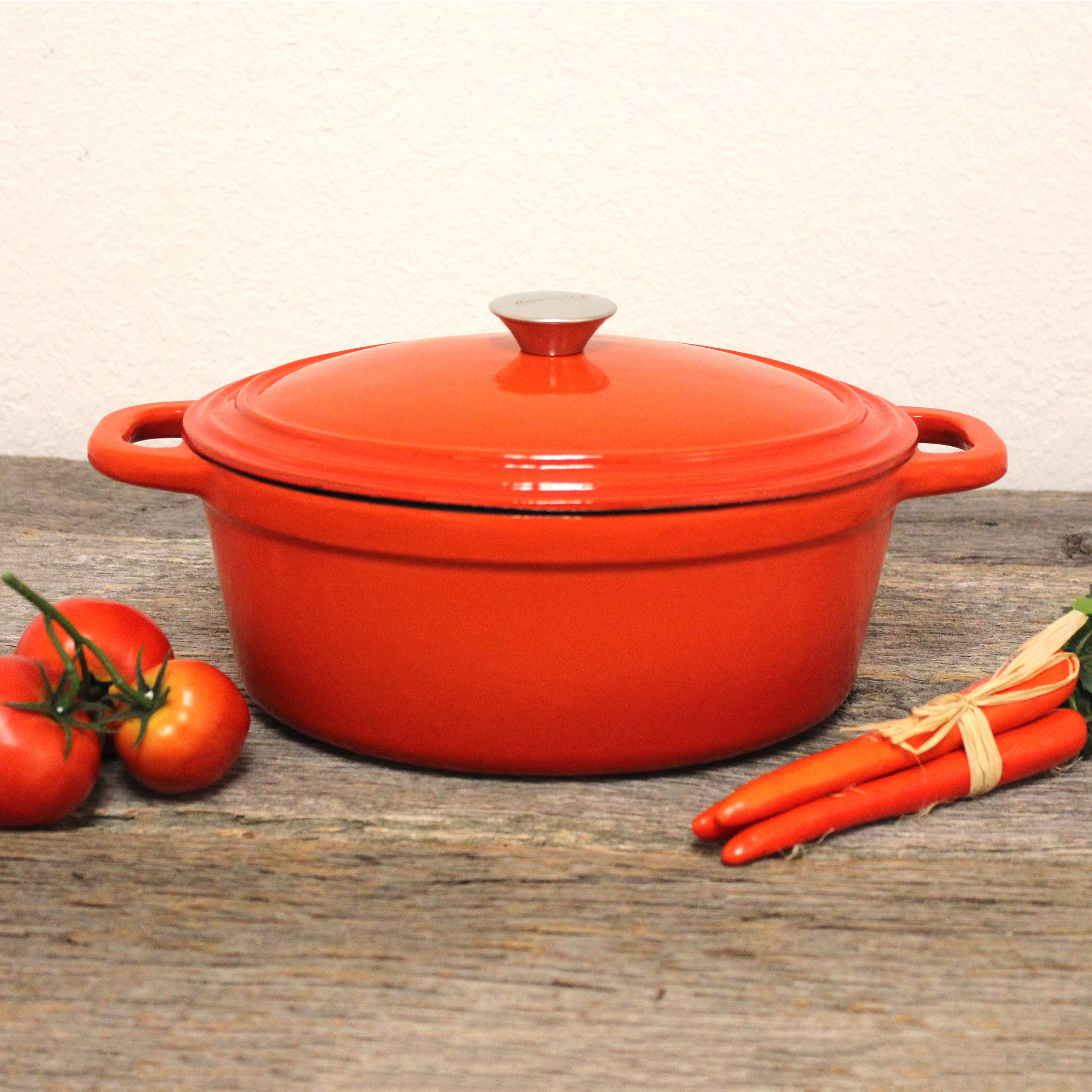 BergHOFF Neo 5-Quart Cast Iron Dutch Oven with Lid - 11.5 Inch Oval Enameled Cookware, Orange | Perfect for Braising, Stewing, Baking & Slow Cooking Soups