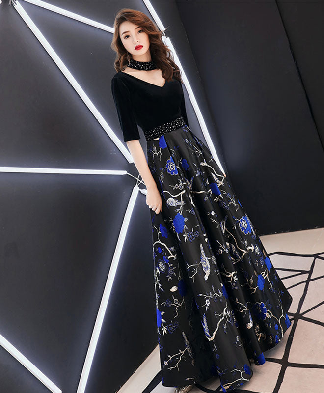 Elegant Black V-Neck Satin Long Prom Dress for Women - Formal Evening Gown for Homecoming, Ball, and Special Occasions
