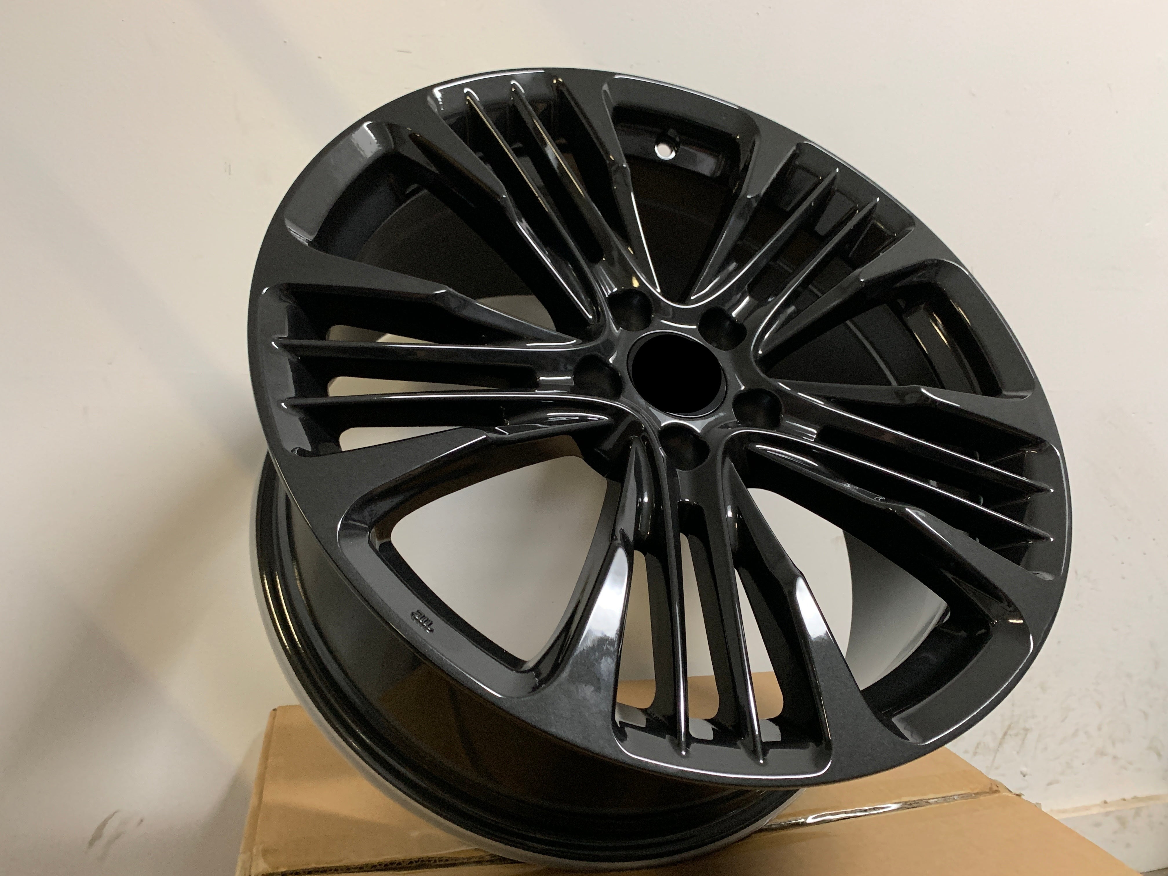 19-Inch Alloy Wheels Compatible with Honda Accord, Civic, CRV, Odyssey, TL, TSX - Perfect for Performance Upgrades & Custom Styling