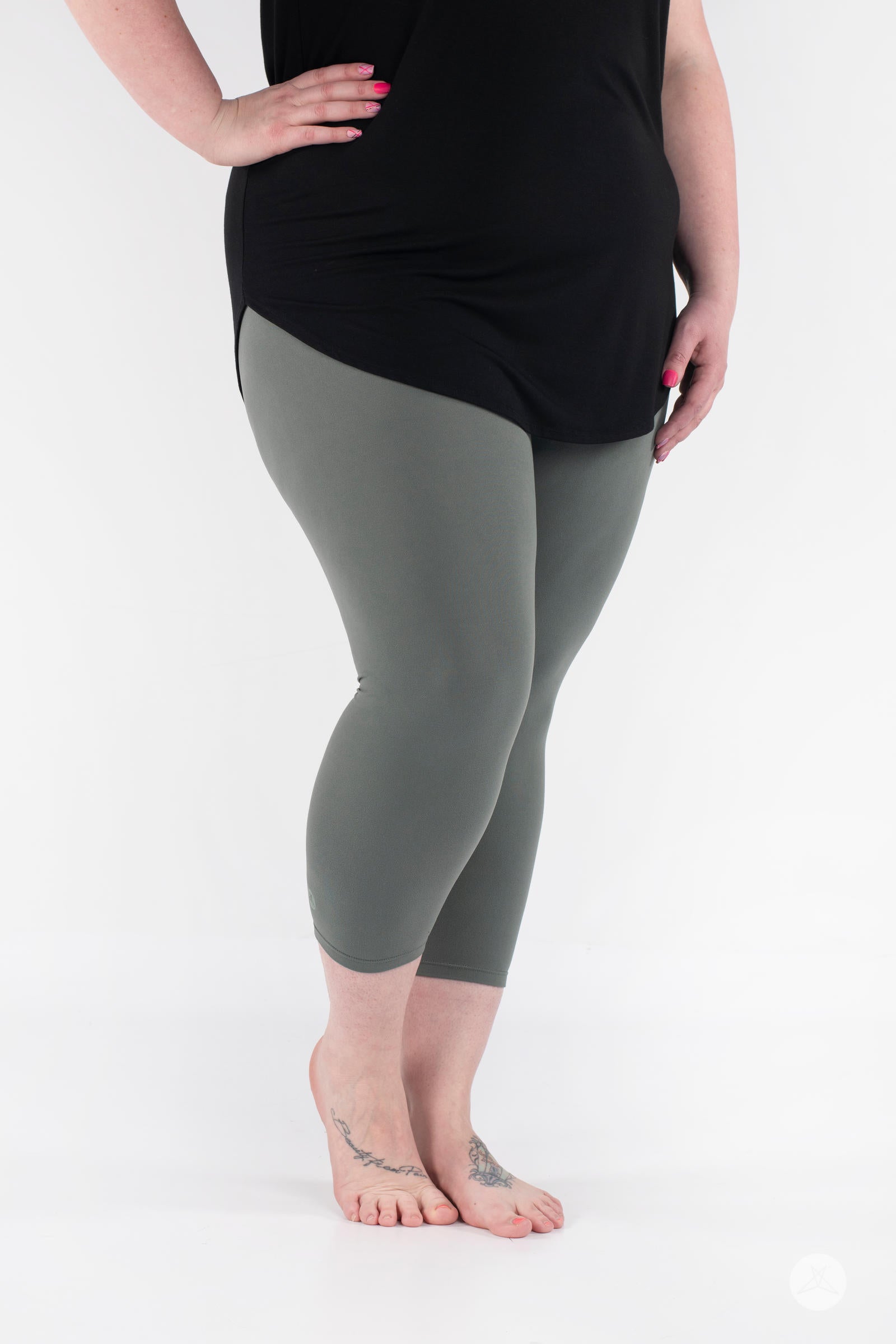 Thyme Solid Leggings for Women - High Waist Yoga Pants, Stretchy Workout Tights for Running, Gym & Lounge - Comfortable Everyday Wear