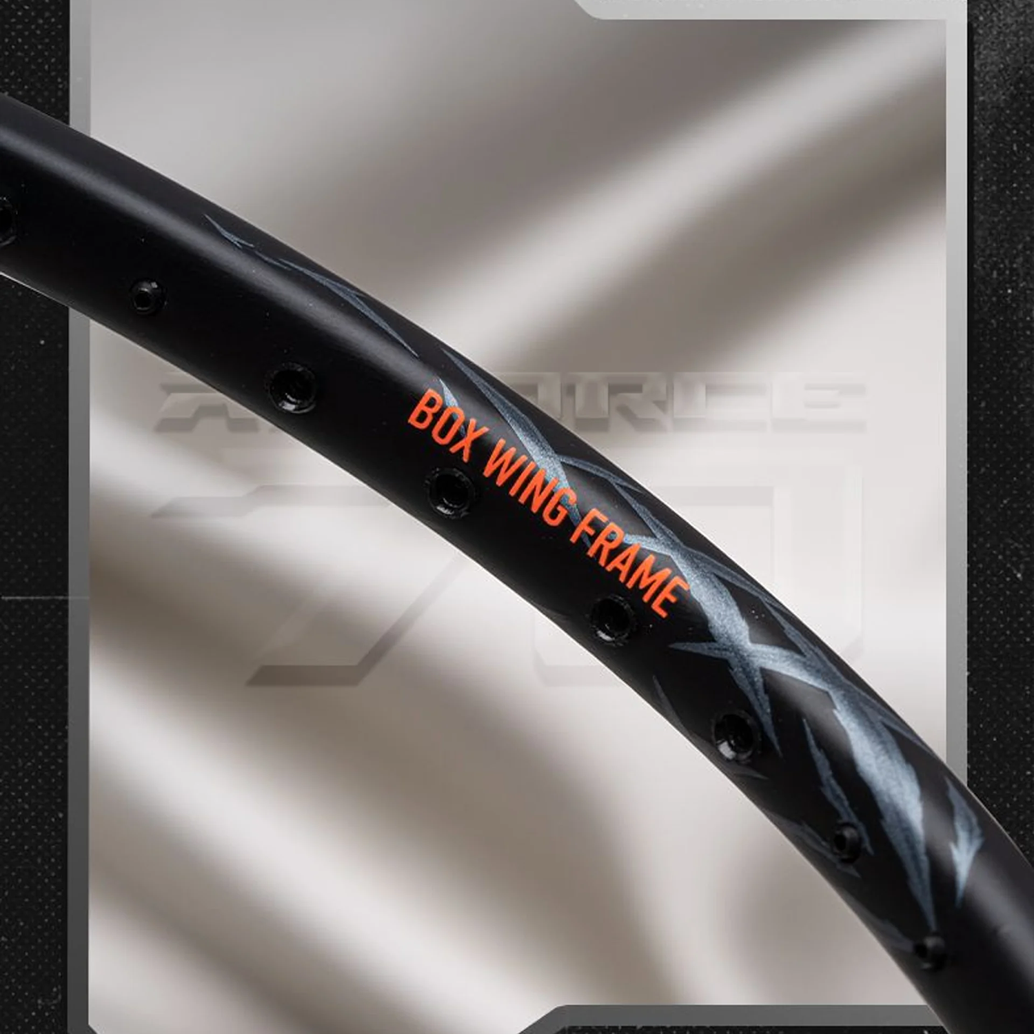 Li Ning Axforce 70 Badminton Racket - Black/Silver - Professional Carbon Fiber Shuttlecock Racket for Advanced Players - Perfect for Tournaments & Training Sessions