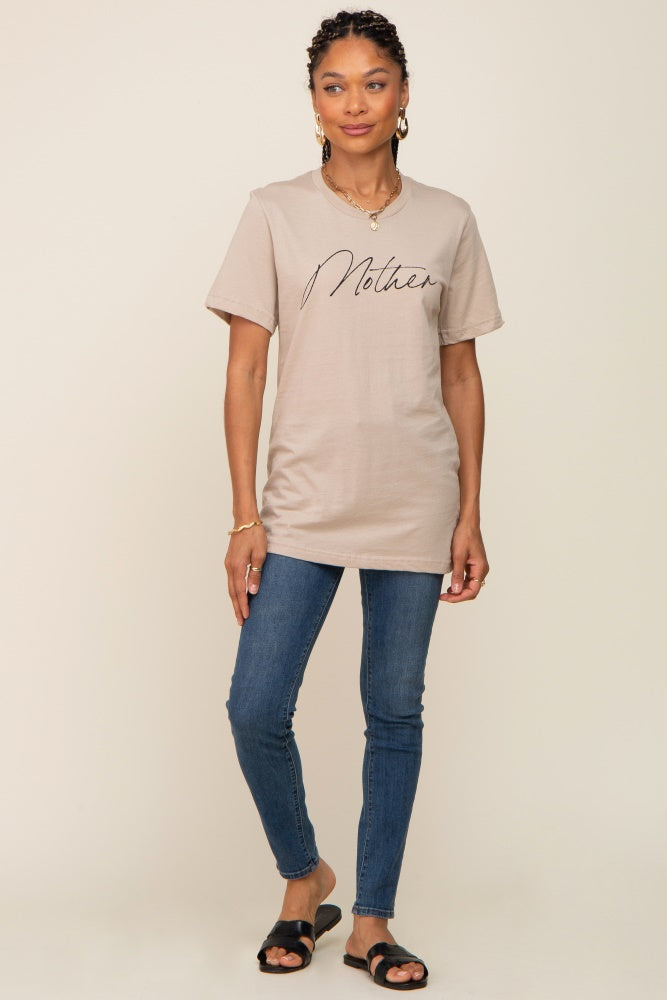 Trendy Beige Graphic Print Mom T-Shirt - Comfortable Casual Wear for Women - Perfect for Mother's Day, Family Outings & Everyday Fashion