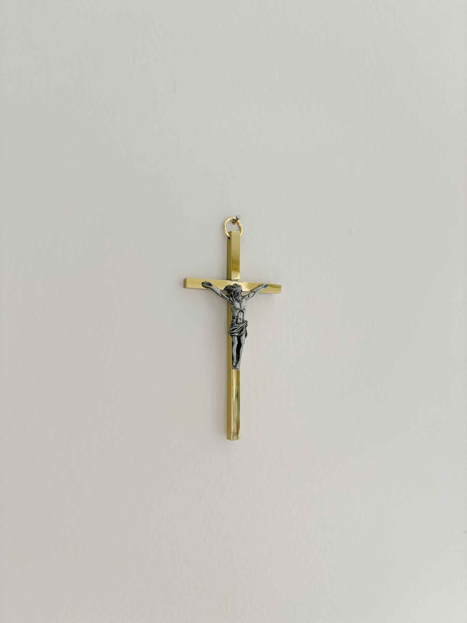 Small Metal Crucifix Pendant - Religious Jewelry for Women & Men - Perfect for Daily Wear, Gifts & Spiritual Protection