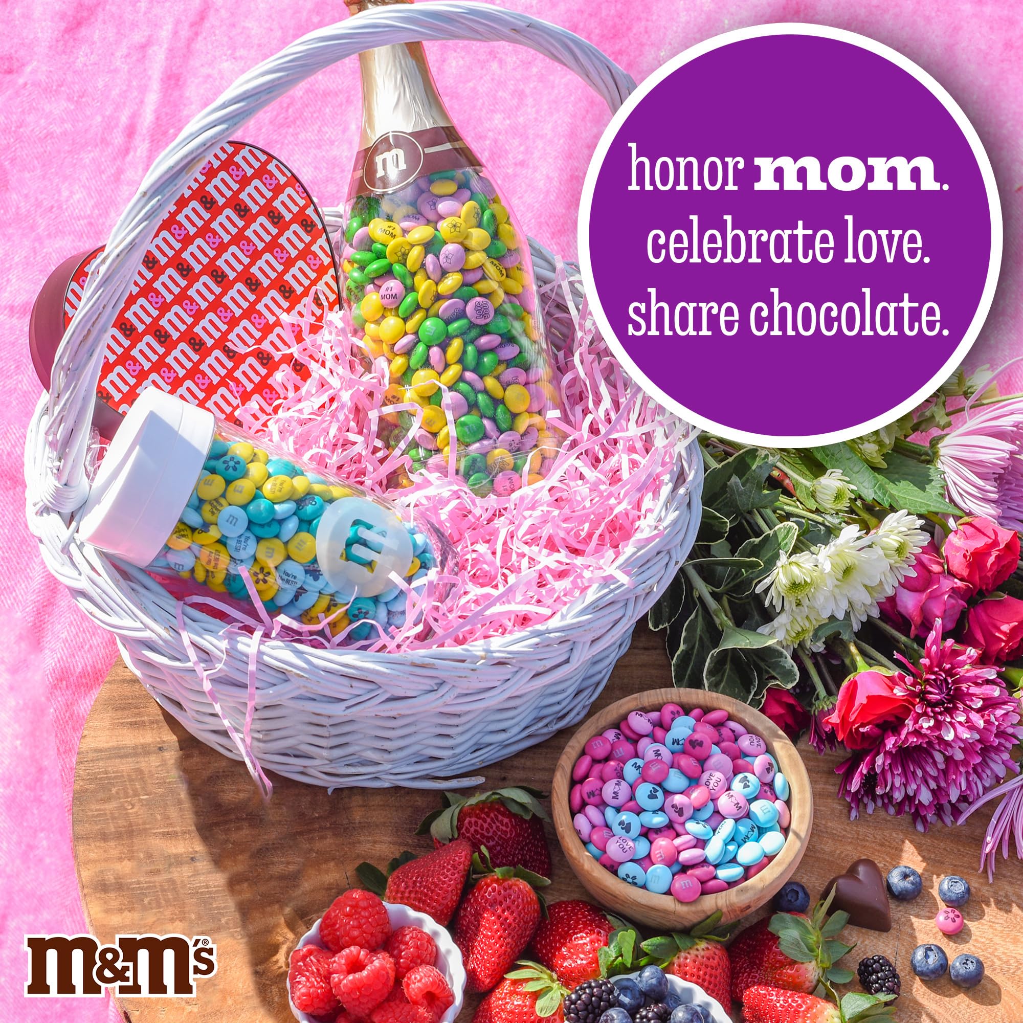 M&M’S Milk Chocolate Candy Bulk 2lbs - Resealable Bag for Mother's Day Gifts, Party Favors, Office Treats & Holiday Celebrations
