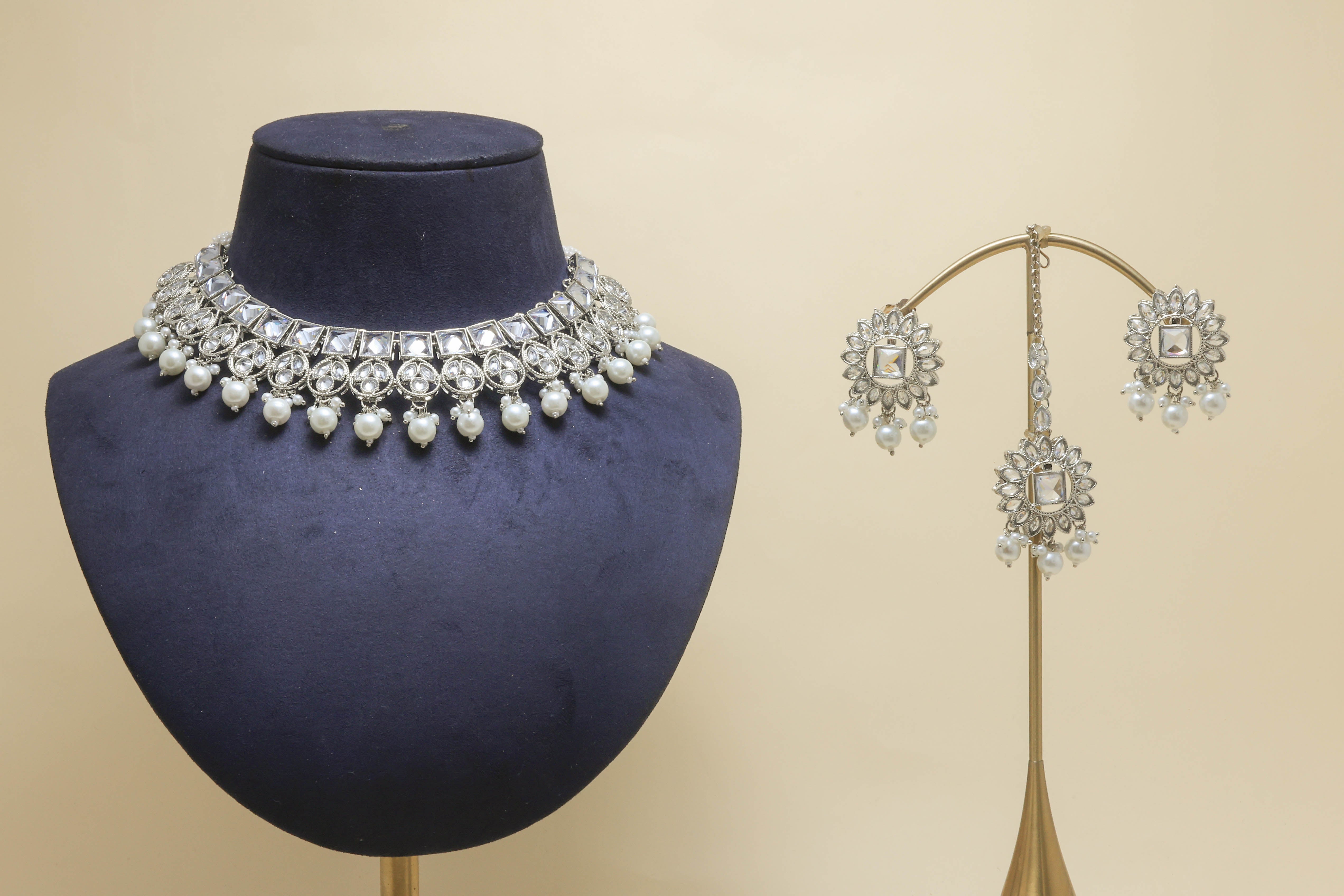 VANITA Polki Full Set Jewelry - Exquisite Indian Bridal Necklace Set with Earrings for Weddings, Parties & Special Occasions