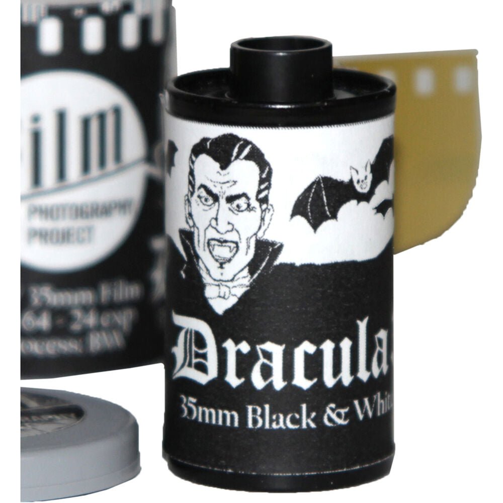 DRACULA Black & White 35mm Film ISO 64 (24 Exposures) - Perfect for Vintage Photography, Horror Film Shoots & Classic Movie Enthusiasts