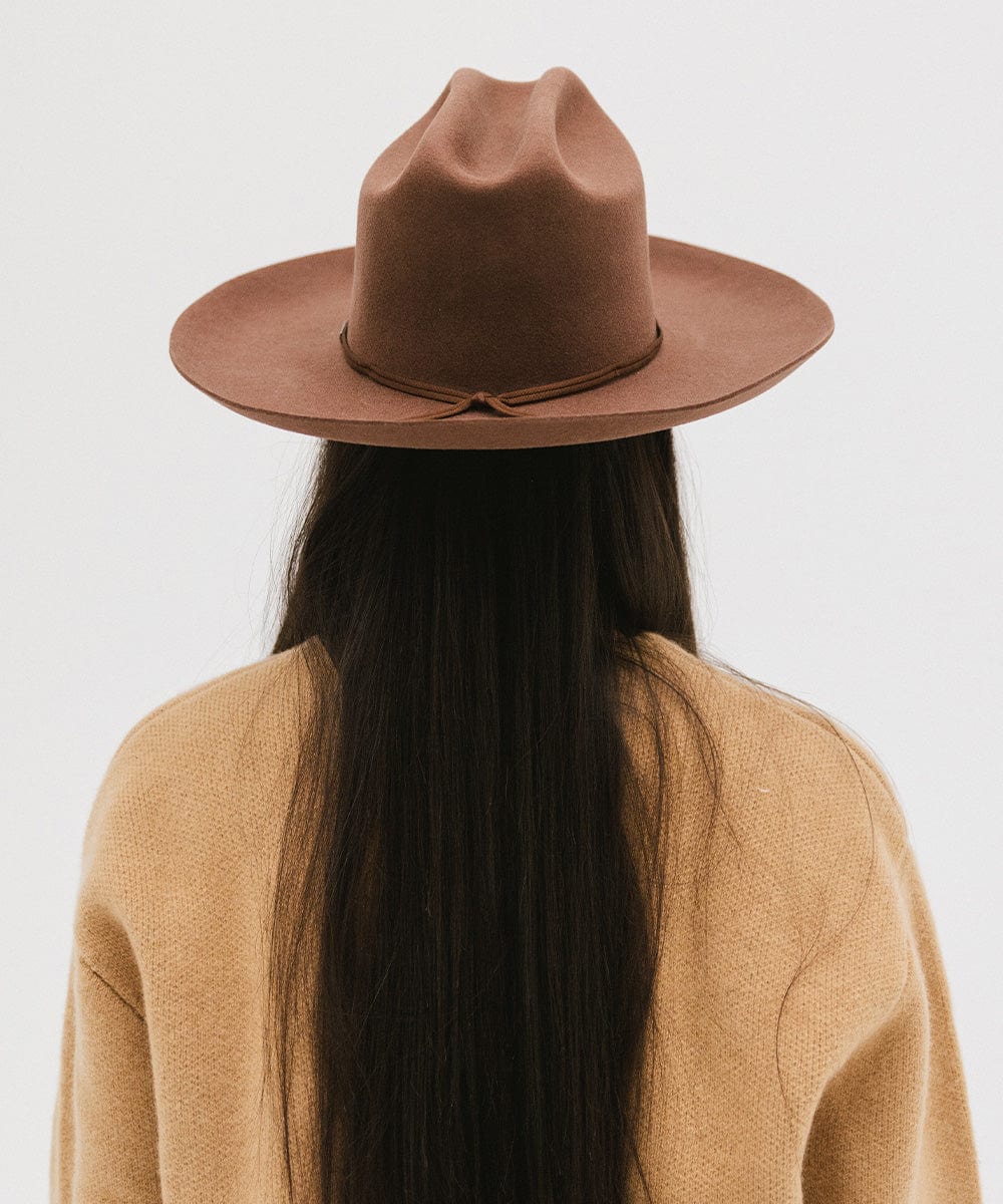 Ezra Western Cowboy Hat for Men & Women - Stylish Felt Cowboy Hat with Wide Brim - Perfect for Rodeo, Country Music Festivals & Outdoor Adventures