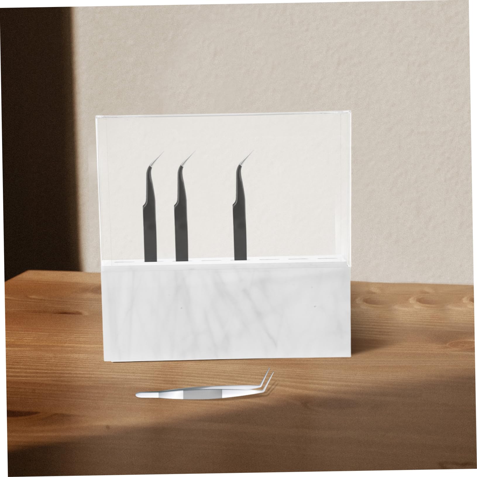 8-Pocket Acrylic Lash Tweezers Display Stand - White Dustproof Eyelash Extension Organizer for Beauty Salon & Professional Makeup Artists - Perfect for Lash Tech Stations, Brow Bars & Cosmetic Counters