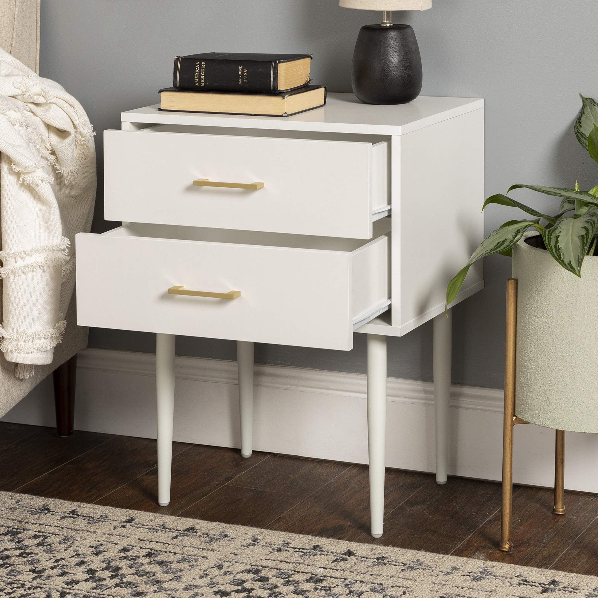 Walker Edison Olivia Small End Table - 20 Inch White Accent Table for Living Room, Bedroom, or Office - Modern Side Table with Sturdy Metal Base