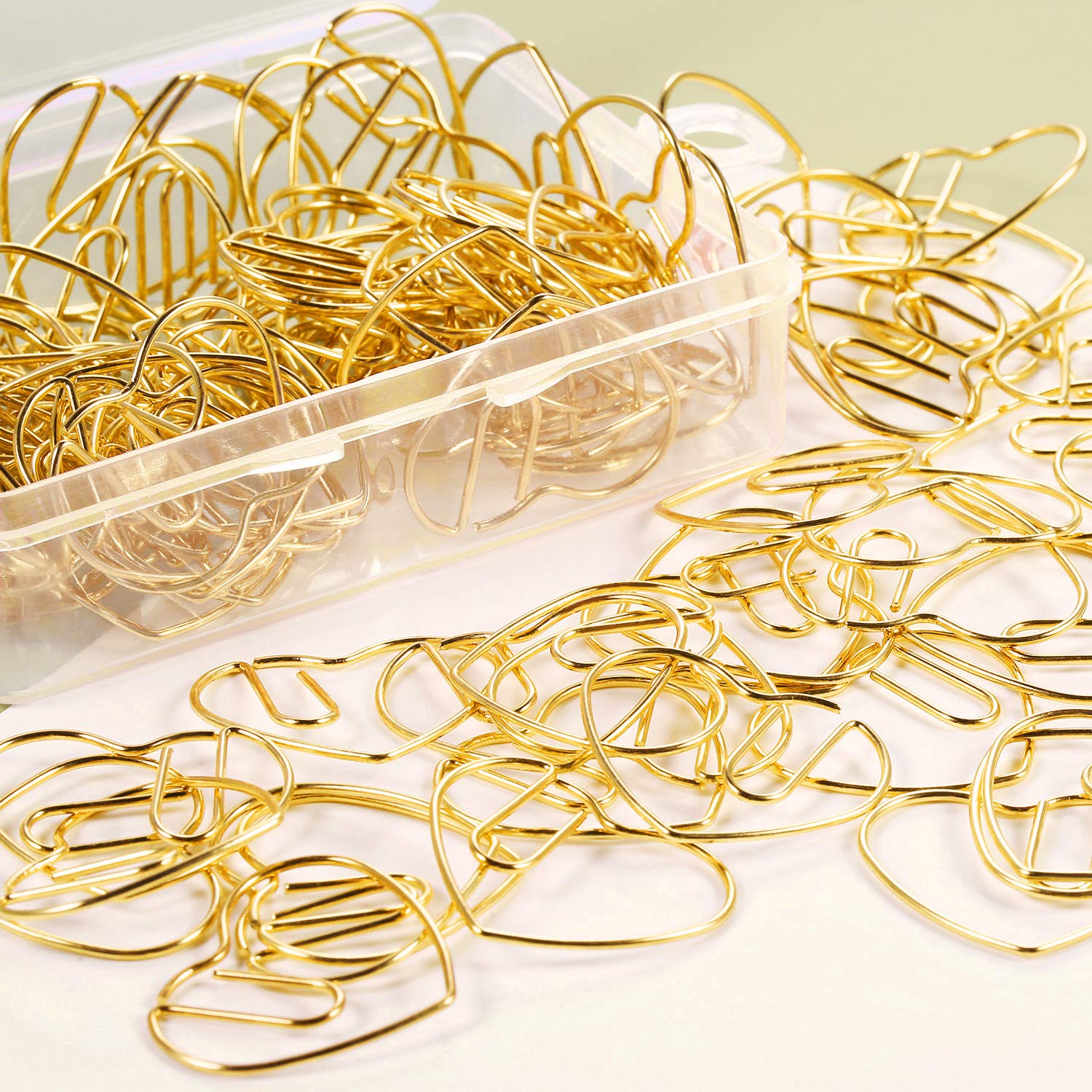 100 Pieces 3cm Gold Heart Shaped Paper Clips - Romantic Wedding Bookmarks, Office School Supplies & Home Organization Accessories for Love Notes, Gift Wrapping, Scrapbooking and DIY Crafts