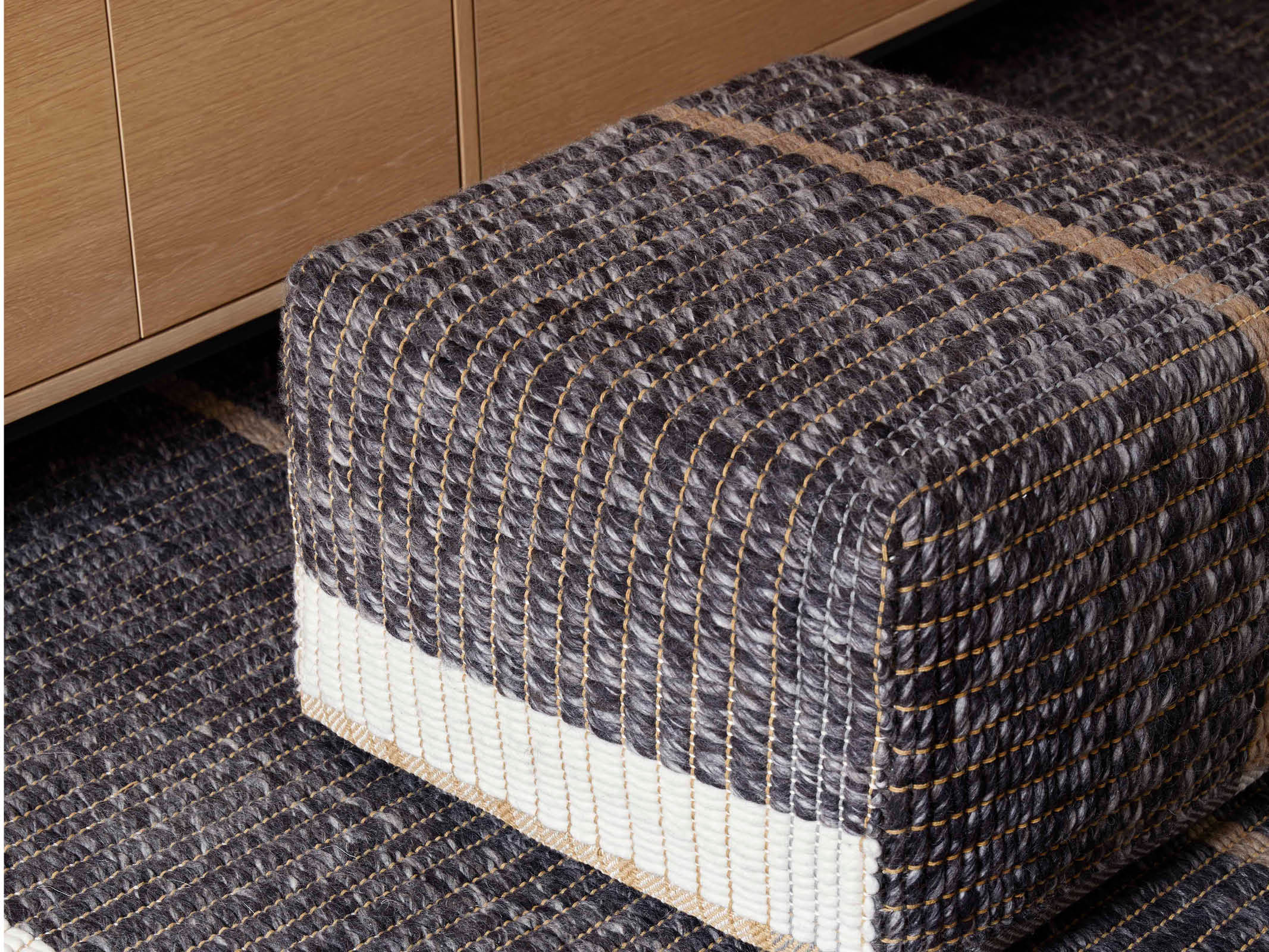 Charlotte Lancelot Reversible Rug - Soft & Durable Non-Slip Area Rug for Living Room, Bedroom, Nursery - Easy to Clean Home Decor for Modern & Bohemian Style Interiors