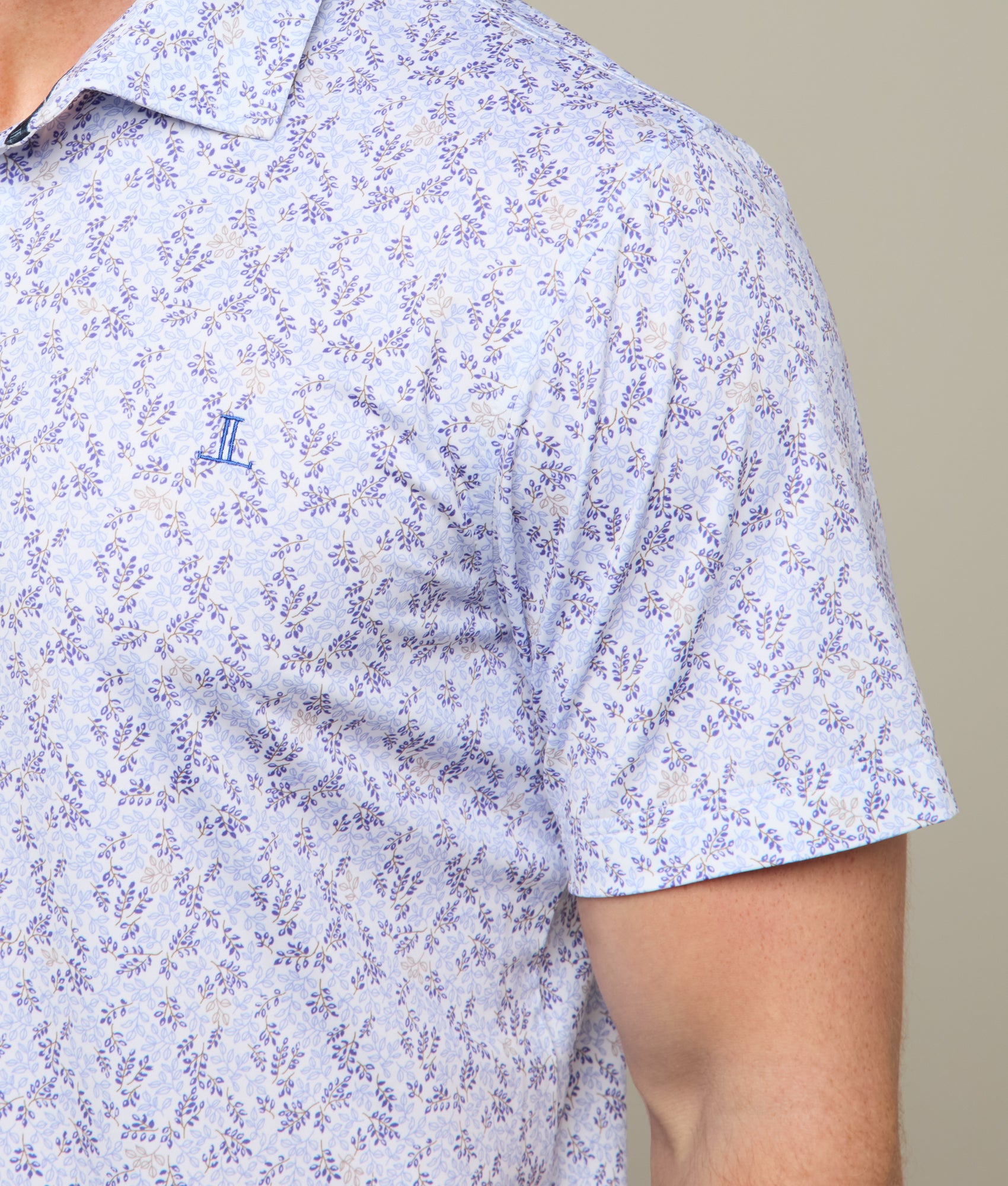 Lucchese Men's Golf Polo Shirt - Blue Leaf Print, Moisture-Wicking & Breathable for Comfort on the Golf Course | Perfect for Golfing, Casual Wear & Outdoor Activities