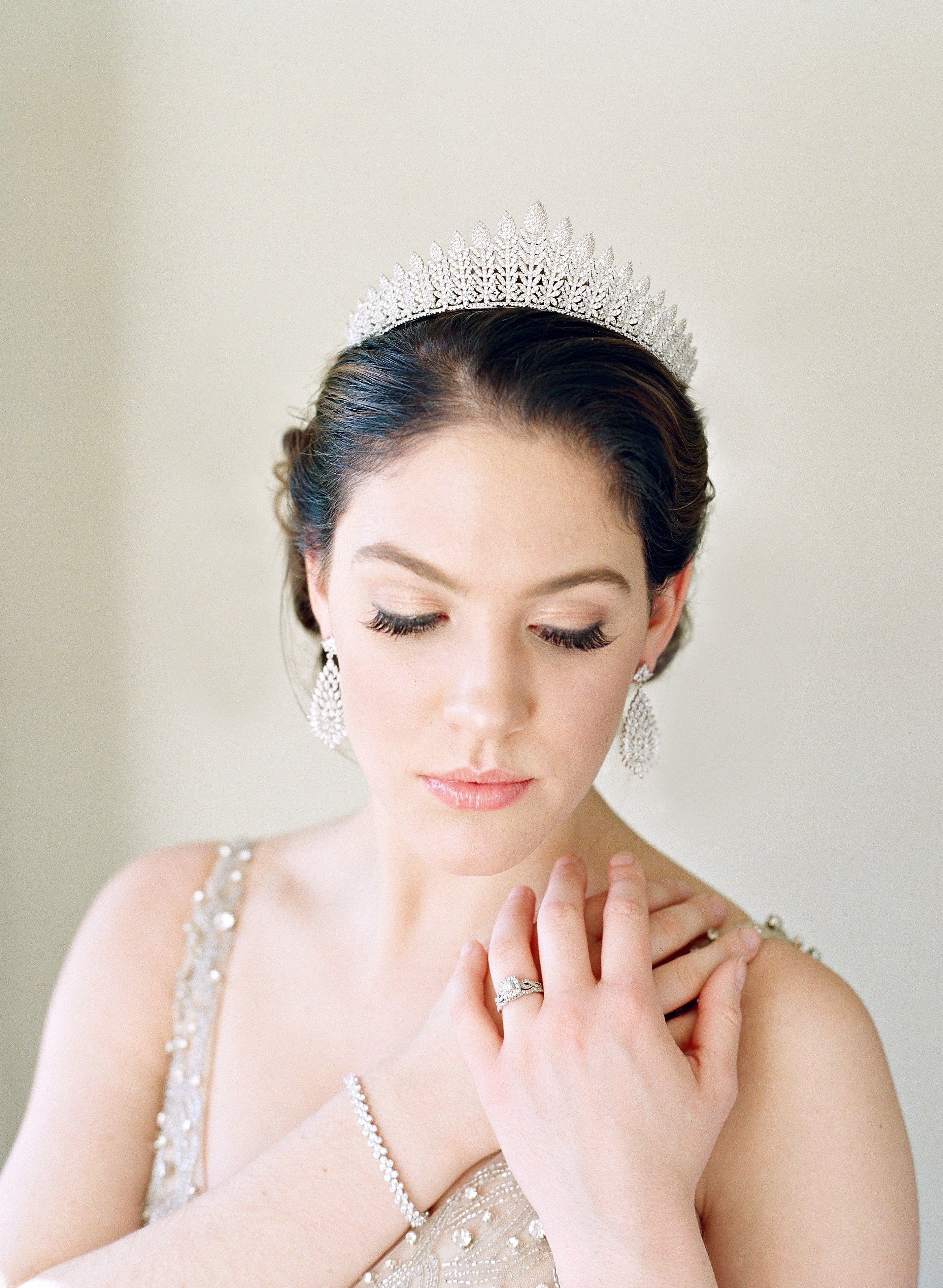 RIONA Cubic Zirconia Bridal Tiara - Elegant Wedding Crown for Bride, Bridesmaids & Prom | Perfect for Weddings, Pageants & Special Occasions