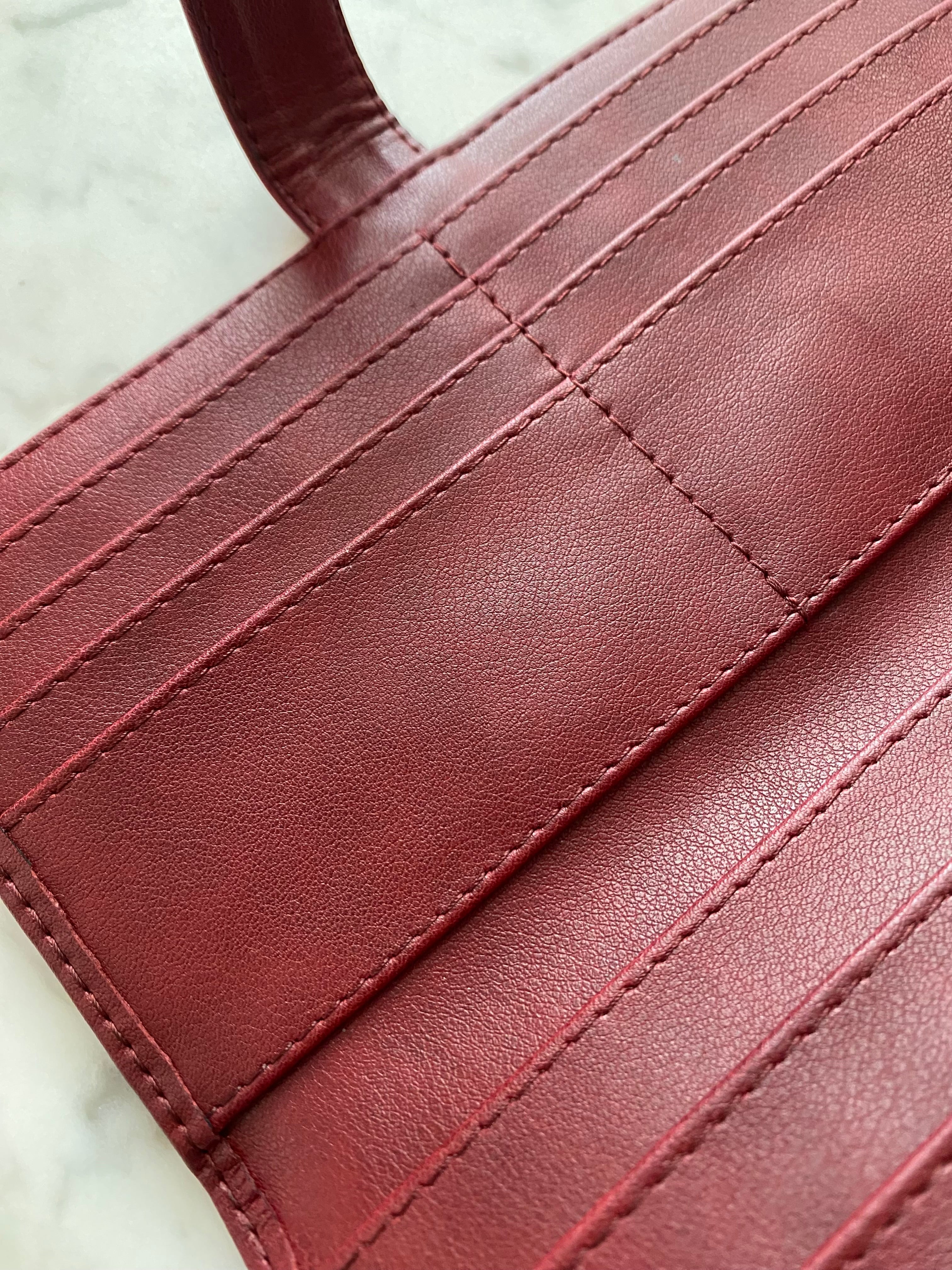 Novacas Genuine Leather Marisol Wallet for Women - Slim RFID Blocking Bifold Wallet with Card Slots (Bordeaux) - Perfect for Everyday Use, Travel & Gift Giving