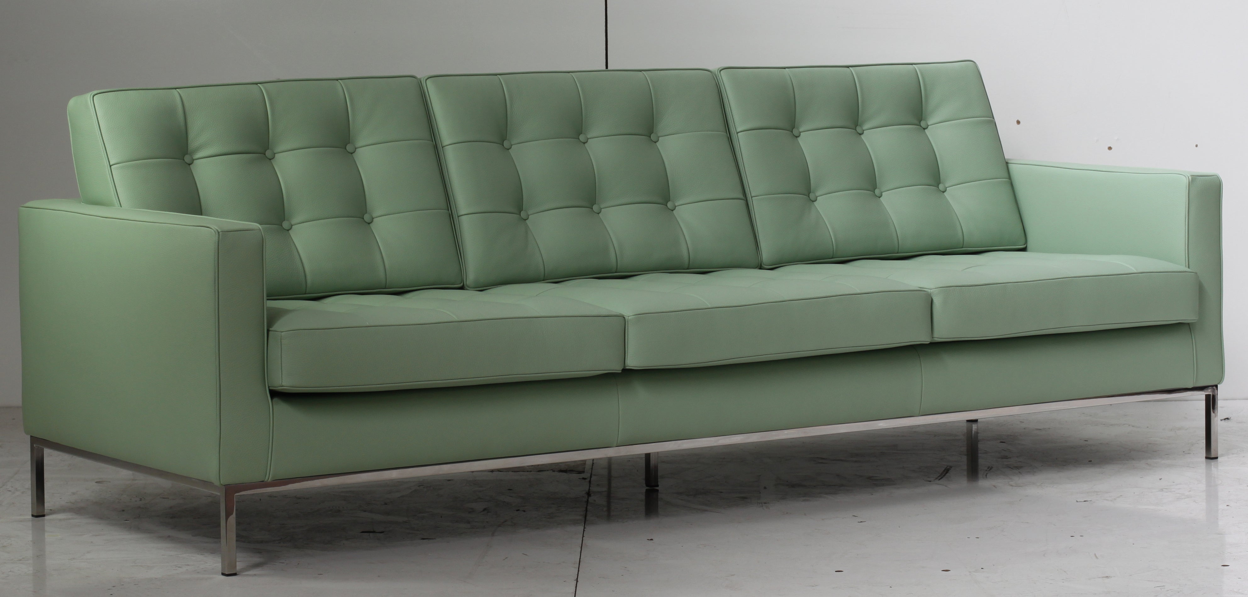 Florence Knoll Three-Seat Sofa - Mid-Century Modern Upholstered Couch for Living Room, Office & Lounge - Premium Comfort & Stylish Design