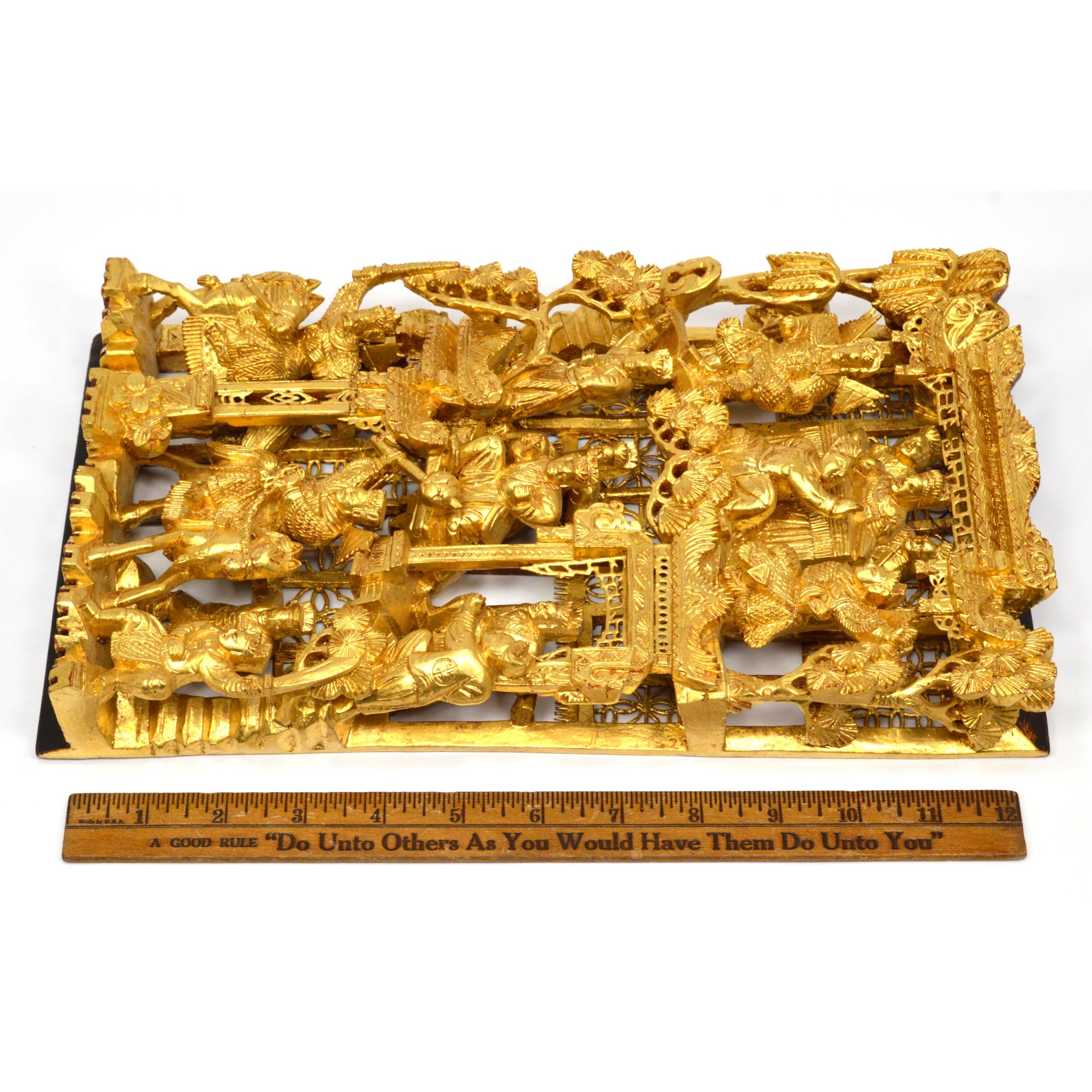 Antique Chinese Carved Wood Openwork Panel with Gold Gilding - Imperial Scene Wall Art for Home Decor & Asian-Inspired Interior Design