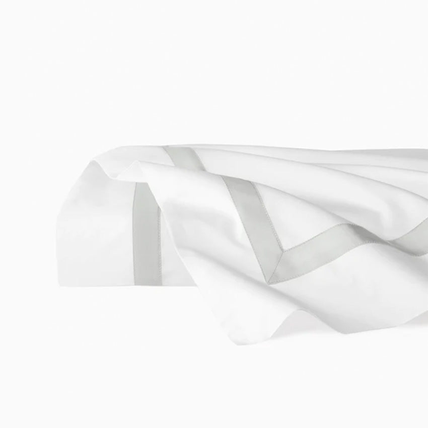 Sferra Luxury 100% Cotton Estate Flat Sheet - King Size, Soft & Breathable Bedding for Ultimate Comfort - Perfect for Master Bedrooms, Guest Rooms & Hotels