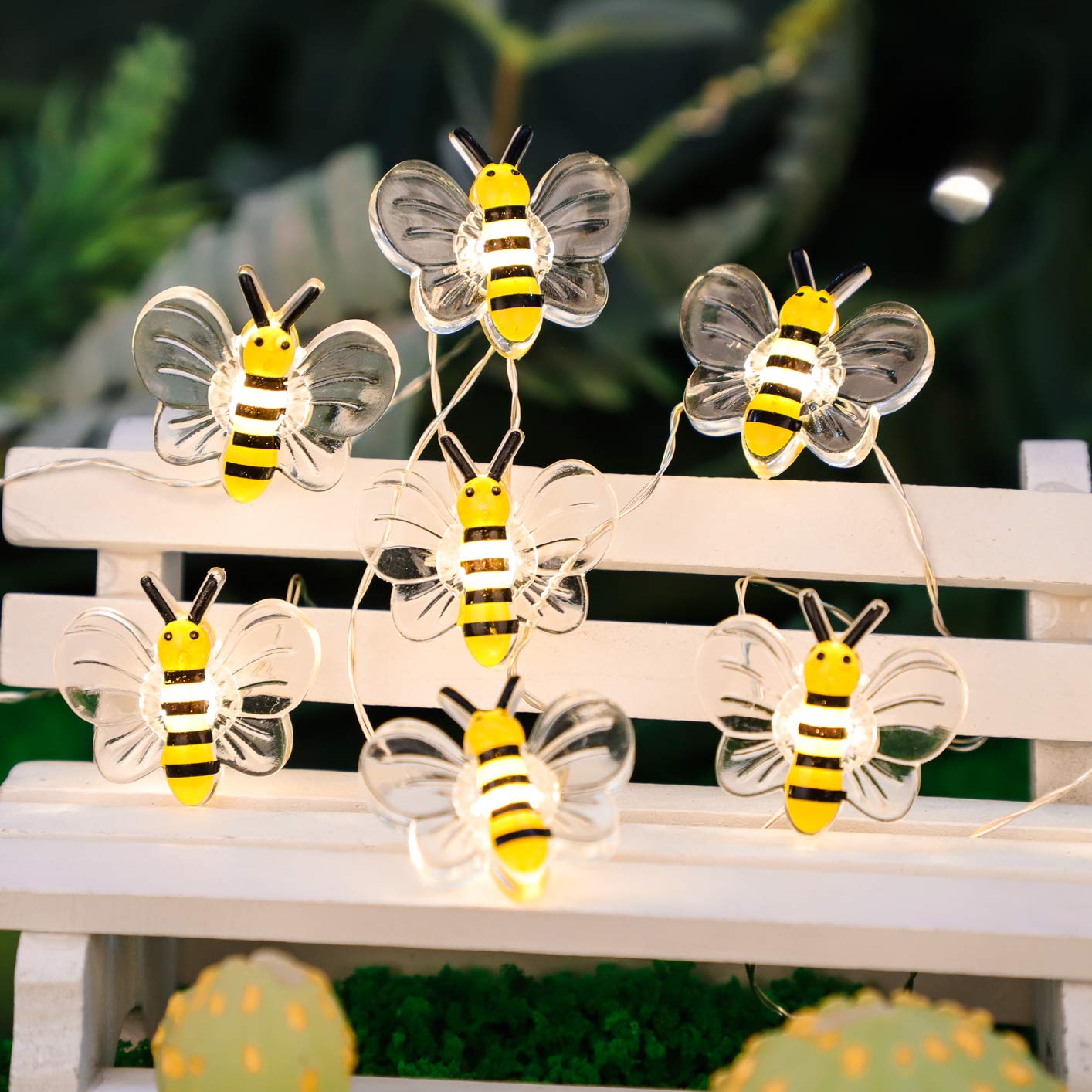 Silverstro Bee Decorative String Lights - 10ft 30 LED USB/Battery Powered Fairy Lights with Remote & Timer - Perfect for Kids Room, Bedroom, Kitchen, Party & Christmas Tree Decorations - Create a Cozy Ambiance for Relaxation and Celebrations