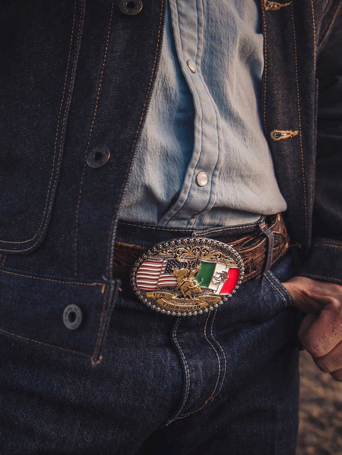Montana Silversmiths A958 Independence Belt Buckle - Silver Western Style for Men & Women - Perfect for Cowboy Boots, Jeans & Western Fashion Outfits