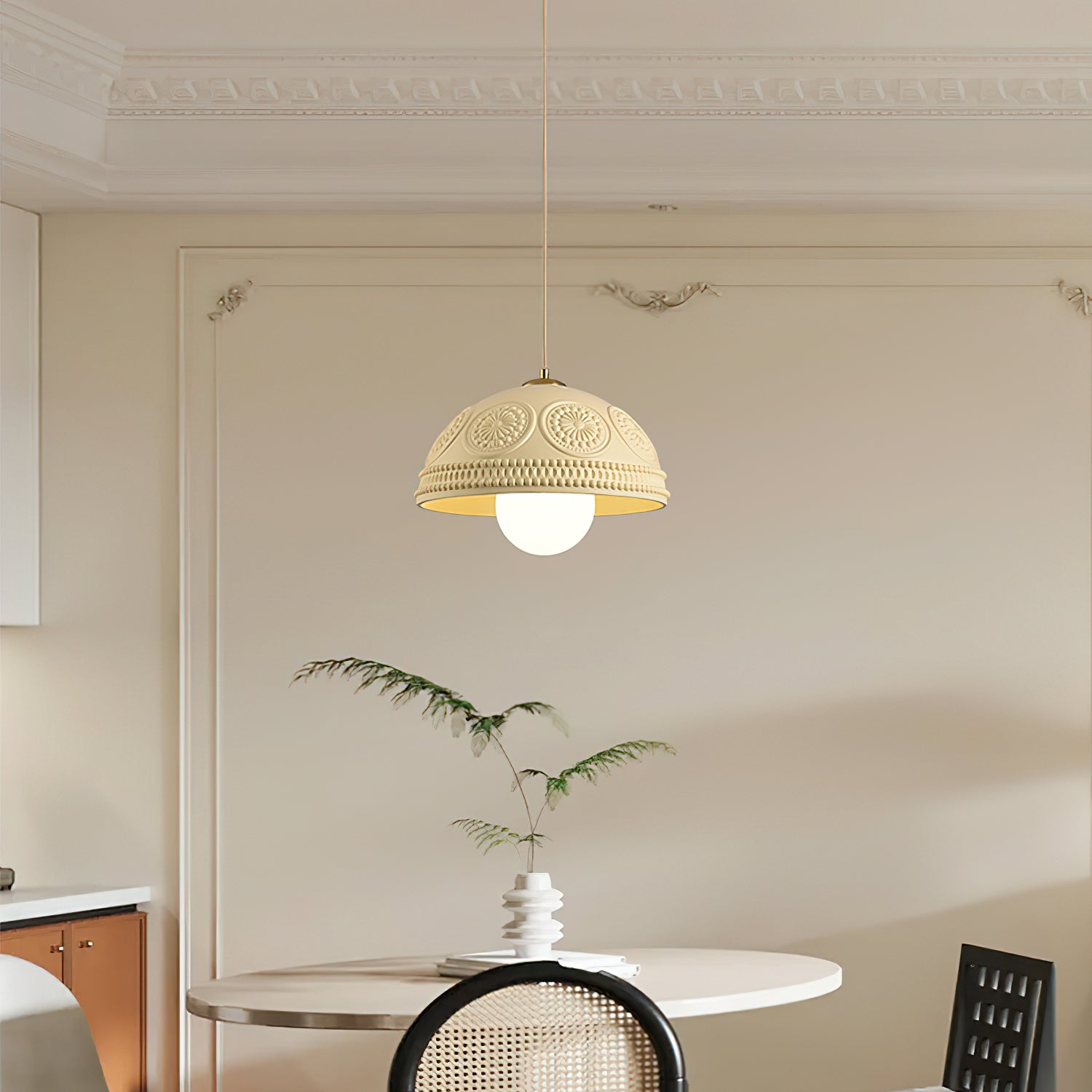 Modern Embossed Ripple Pendant Light - Handcrafted Glass Ceiling Lamp for Dining Room, Kitchen Island & Living Room Decor