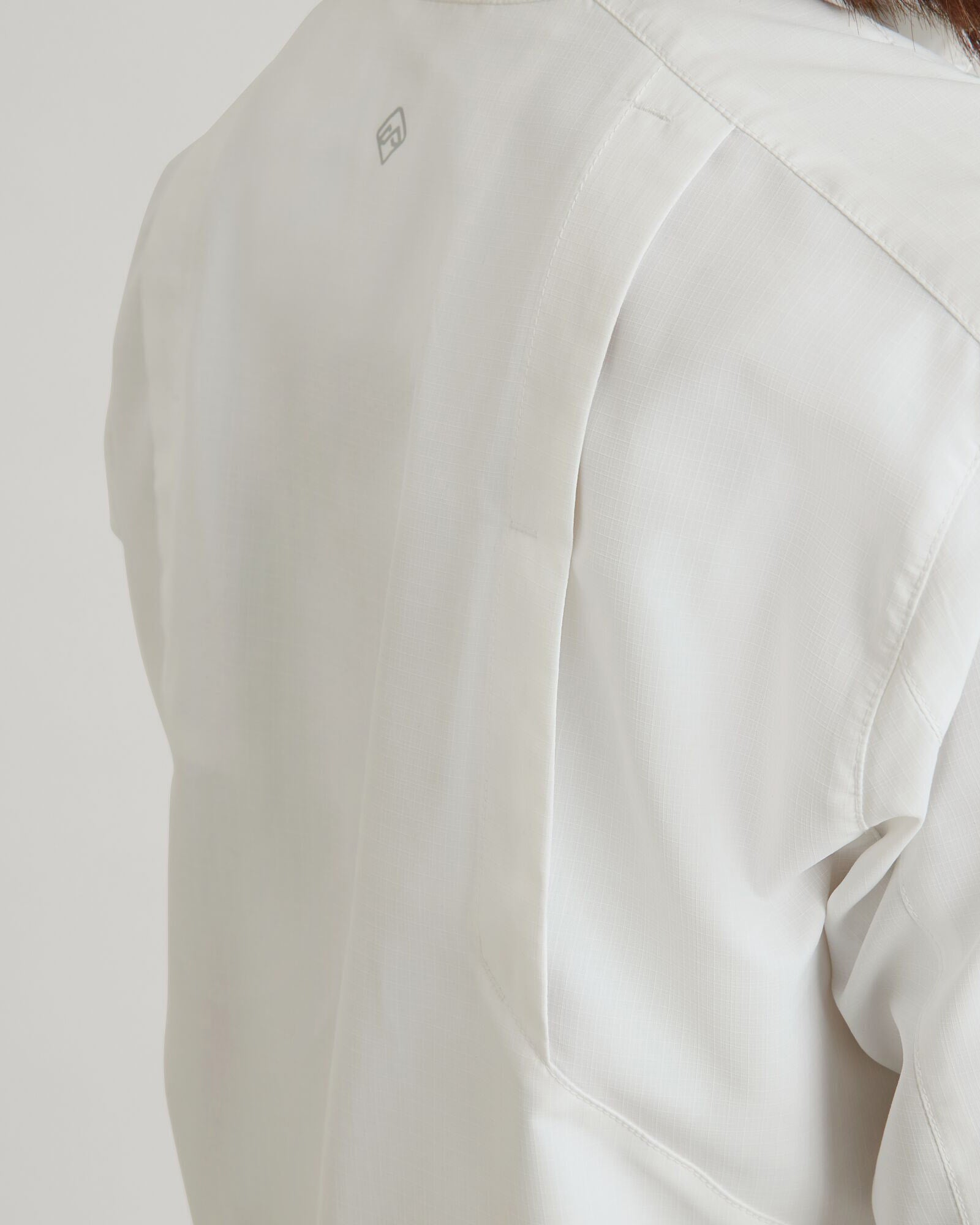SUN Scout UPF 50+ Women's Short Sleeve Sun Protection Shirt - White - Perfect for Hiking, Beach & Outdoor Activities