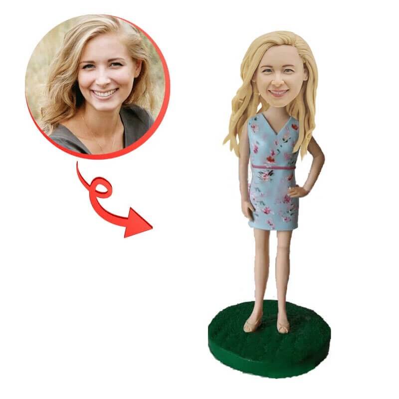Custom Fashion Skirt Bobblehead Doll - Personalized Collectible Figurine for Home Decor, Office Desk, Gift & Party Favors