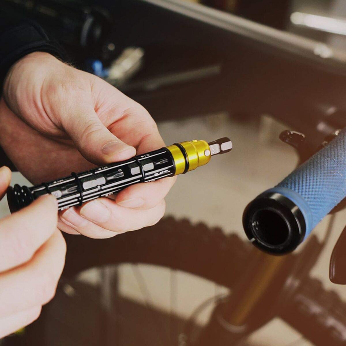 Lezyne Black Tool Insert Kit - Compact & Durable Bike Repair Tools for On-the-Go Cycling Maintenance | Perfect for Road Bikes, Mountain Bikes & Commuter Cycling Gear