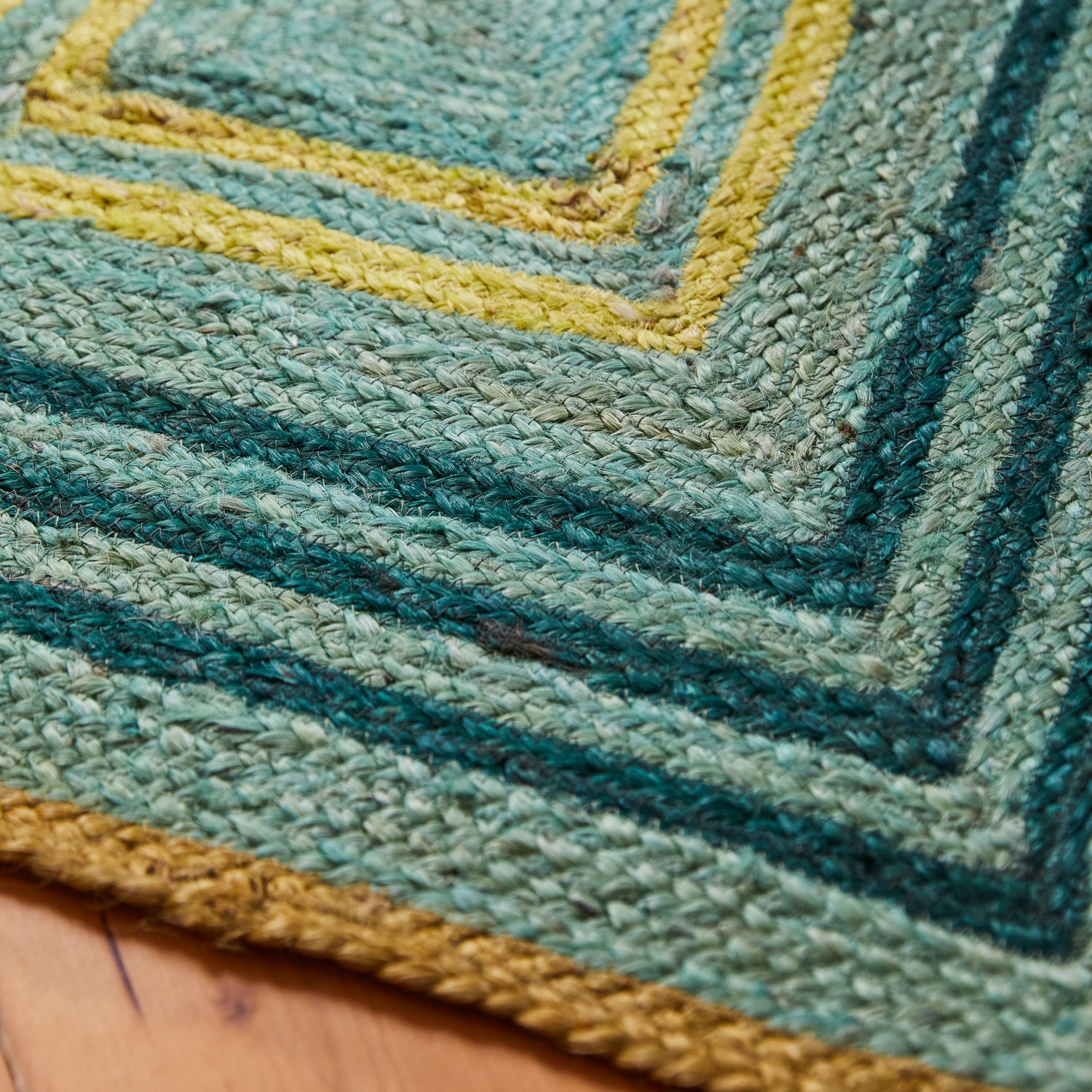 Premium Lenore Jute Rug - Natural Emerald Green Eco-Friendly Floor Mat for Living Room, Bedroom & Entryway - Handwoven Home Decor for Boho, Farmhouse & Coastal Style