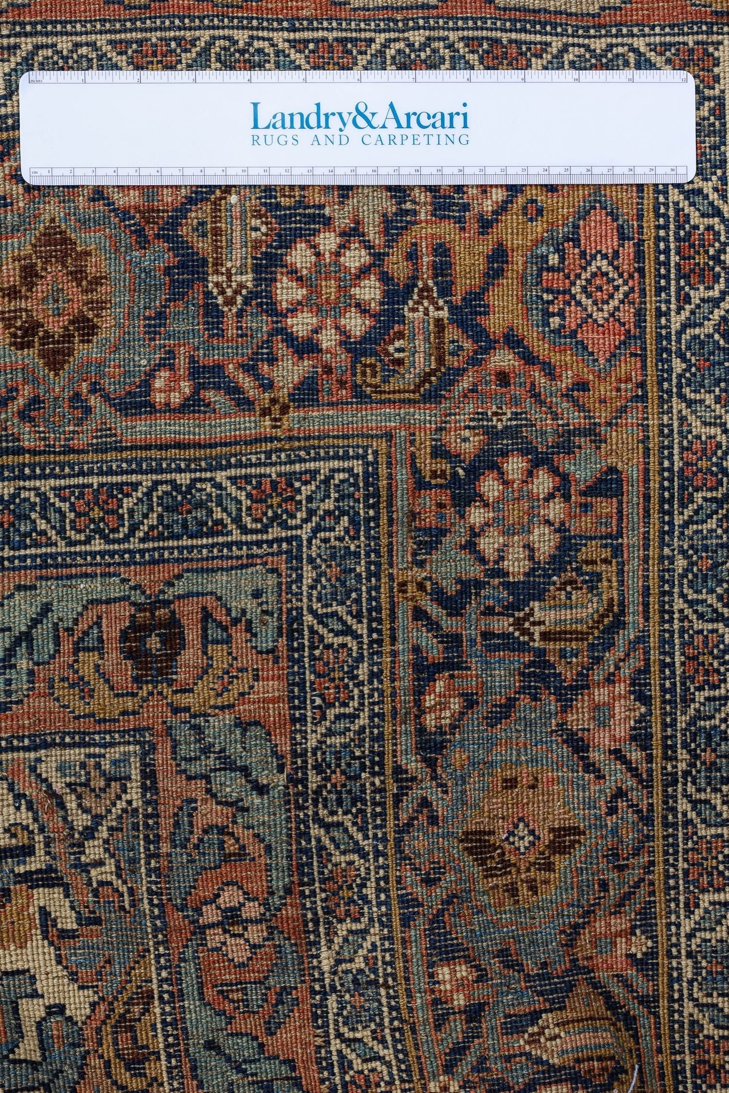 Handwoven Antique Bijar Traditional Persian Rug - J78002 - Perfect for Living Room, Bedroom, or Office Decor