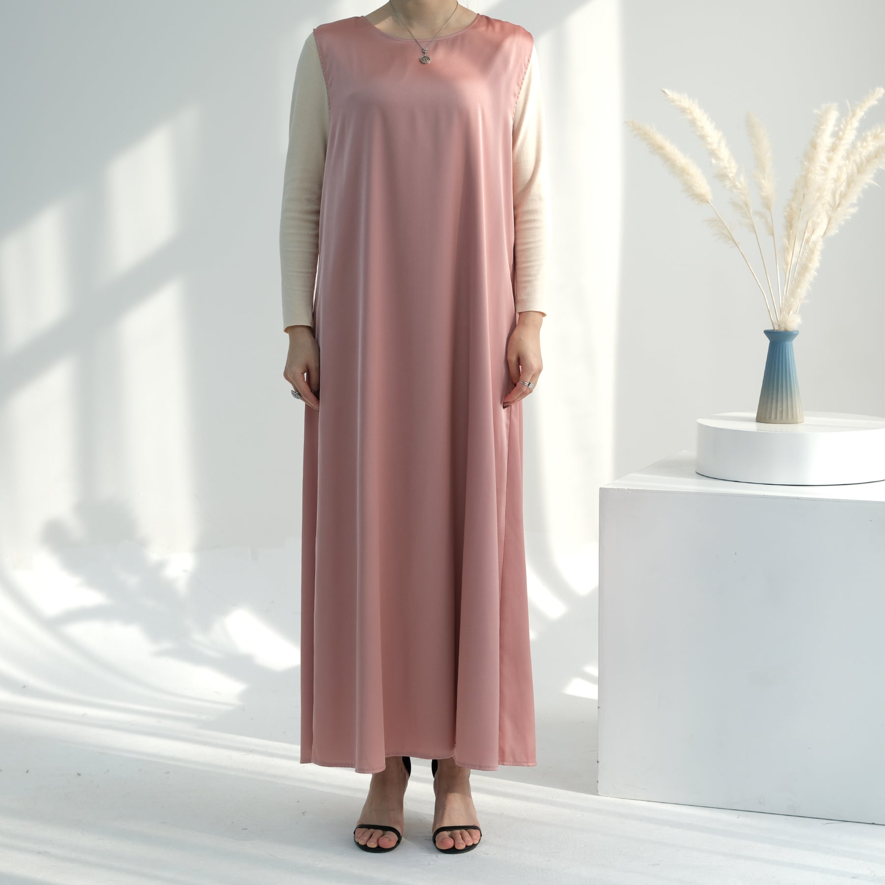 Lola 3-Piece Set - Pink Blush Women's Lounge Wear | Soft Comfortable Outfit for Home, Yoga & Relaxation