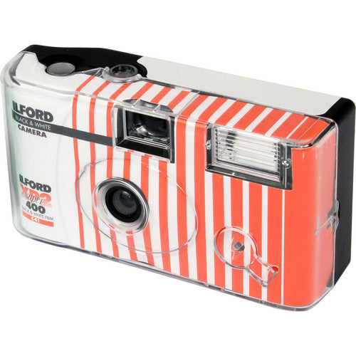 Ilford XP2 Super 35mm Single Use Camera with 27 Exposures - Perfect for Travel, Weddings & Street Photography