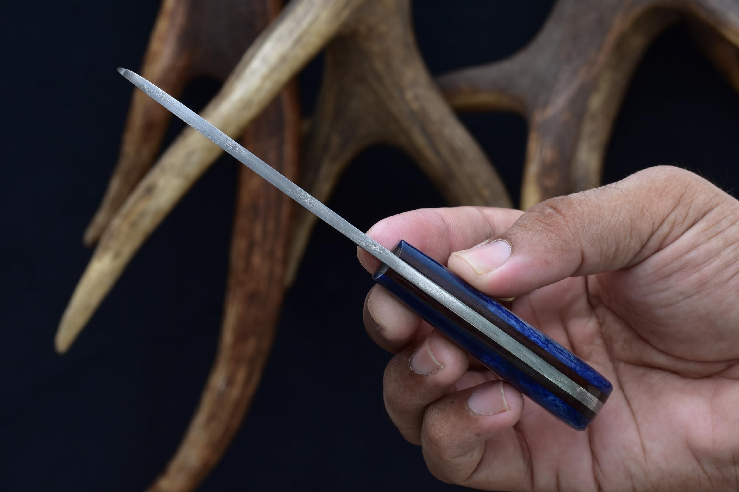 Premium Damascus Steel Castration Knife with Blue Dyed Sheep Bone Handle - Dual Carry Vertical/Horizontal Leather Sheath (3177-BLU) | Ideal for Ranch Work, Livestock Care & Cowboy Outfits