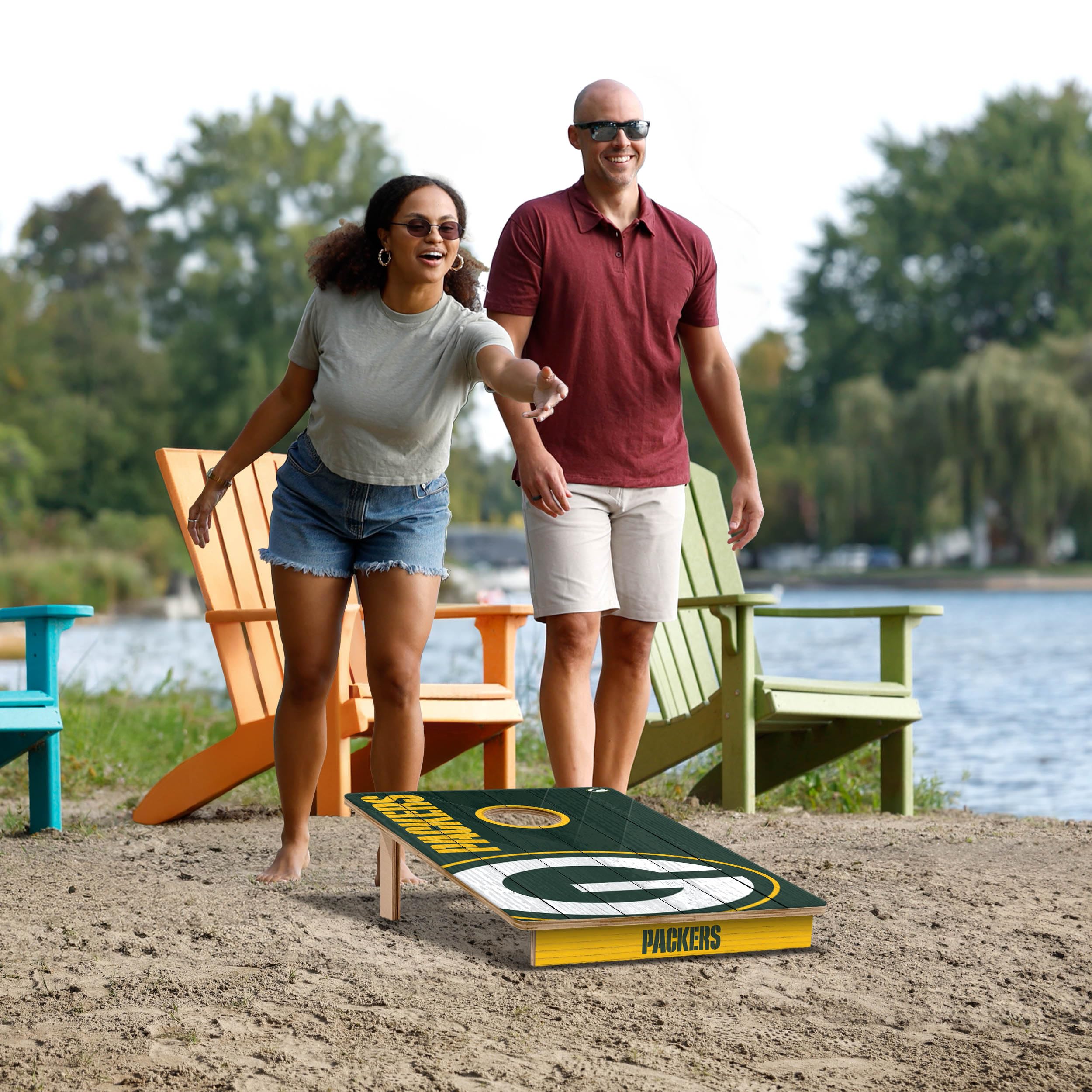 YouTheFan NFL 2’ x 3’ Wood Cornhole Game Set with Team Logo Bags - Perfect for Tailgating, Backyard Parties, and Game Day Fun