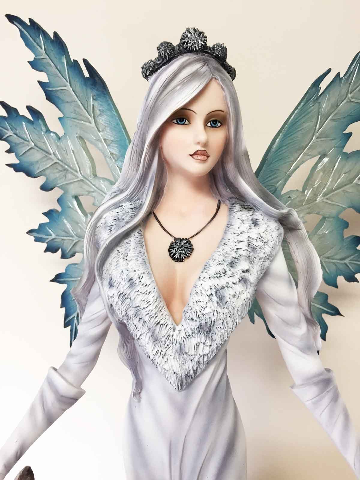 23