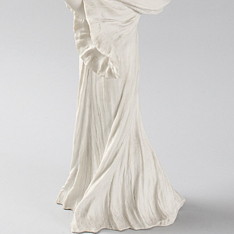 Agathon Léonard Danseuse Tambourin à Droite Bisque Ceramic Sculpture - Antique French Art Nouveau Figurine - Perfect for Home Decor, Collectors & Art Lovers