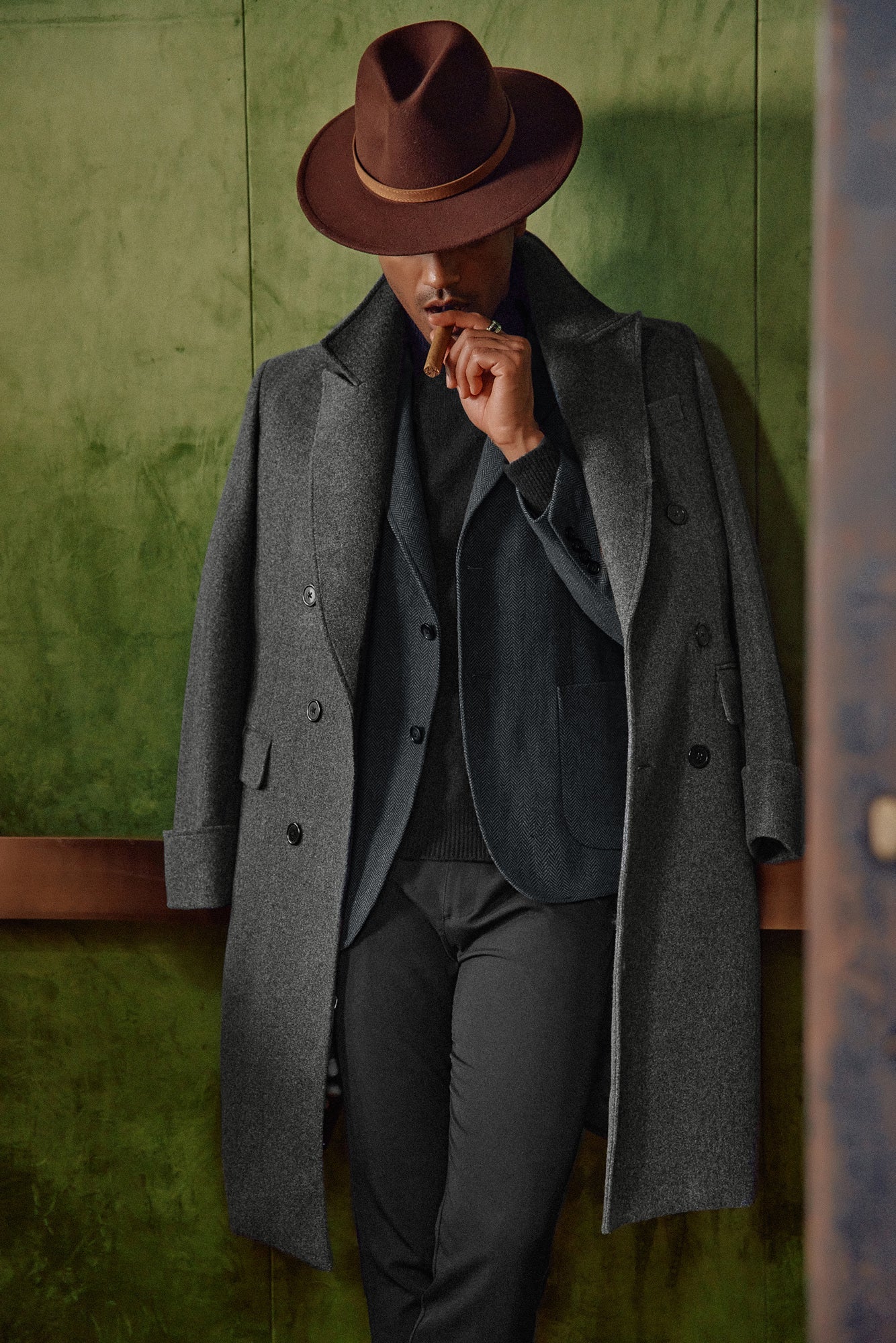 Men's & Women's Double Breasted Wool Blend Peacoat Trench Coat - Warm Winter Overcoat for Casual & Formal Wear
