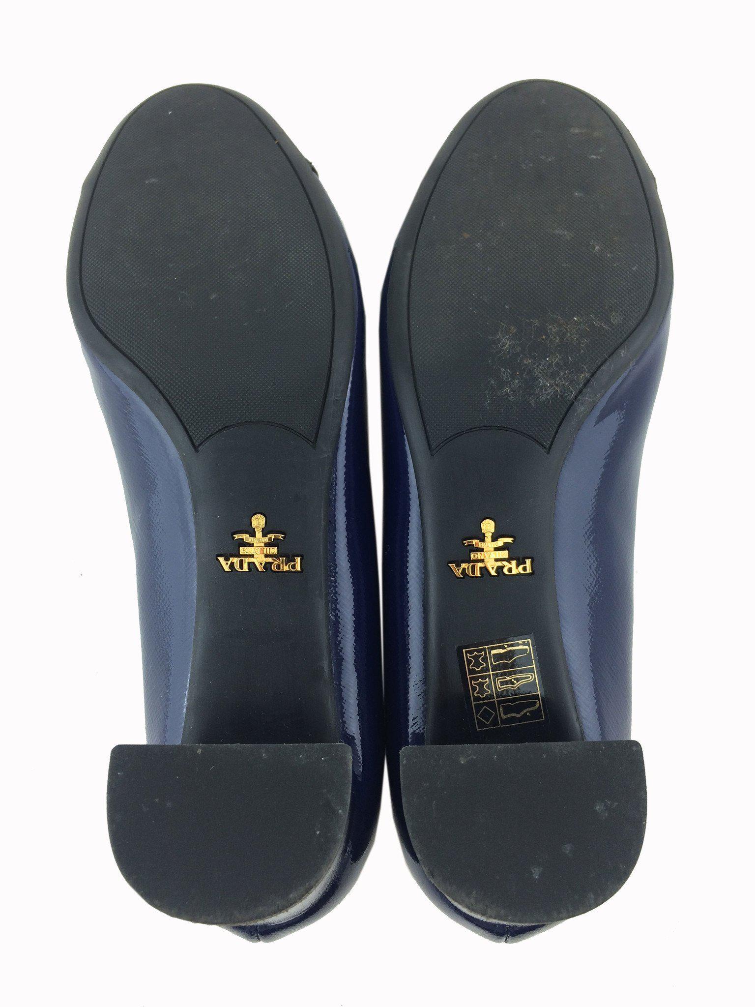 Prada Vernice Saffiano Cap Toe Pumps Women's Size 9 (IT39) - Luxury High Heels for Office, Party & Special Occasions