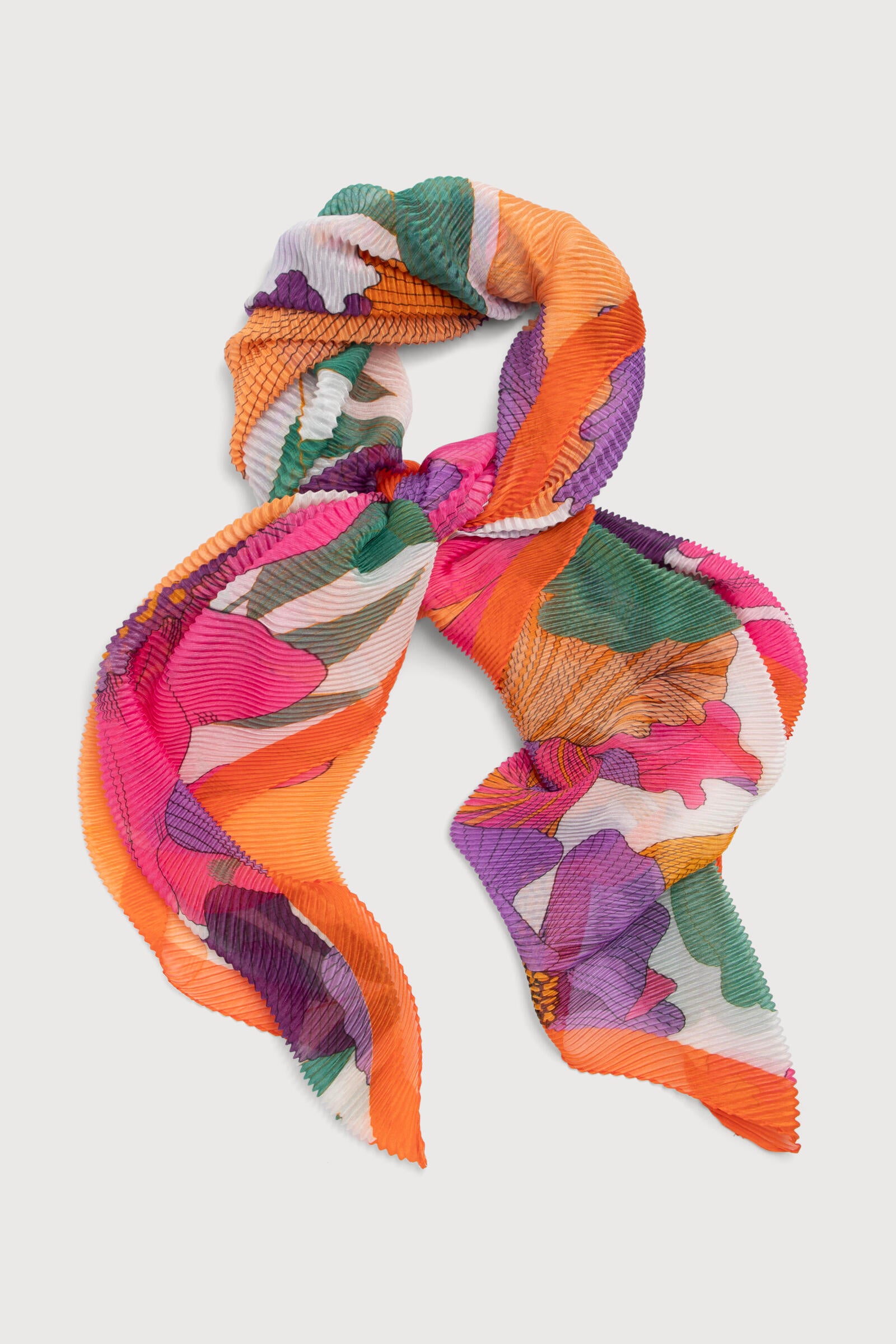 Stylish Colorful Floral Pleated Scarf for Women - Fashionable Spring Accessory for Outfits, Dresses & Special Occasions