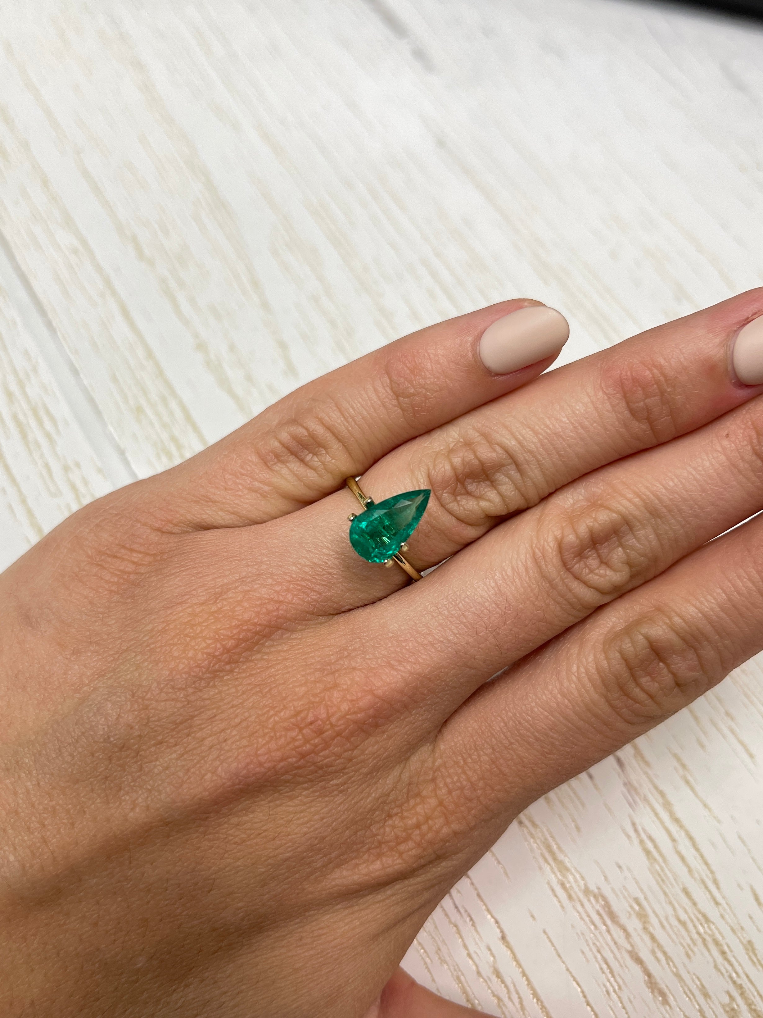 2.31 Carat Vivid Blue Green Natural Loose Colombian Emerald Pear Cut Gemstone for Jewelry Making - Perfect for Engagement Rings, Earrings & Necklaces