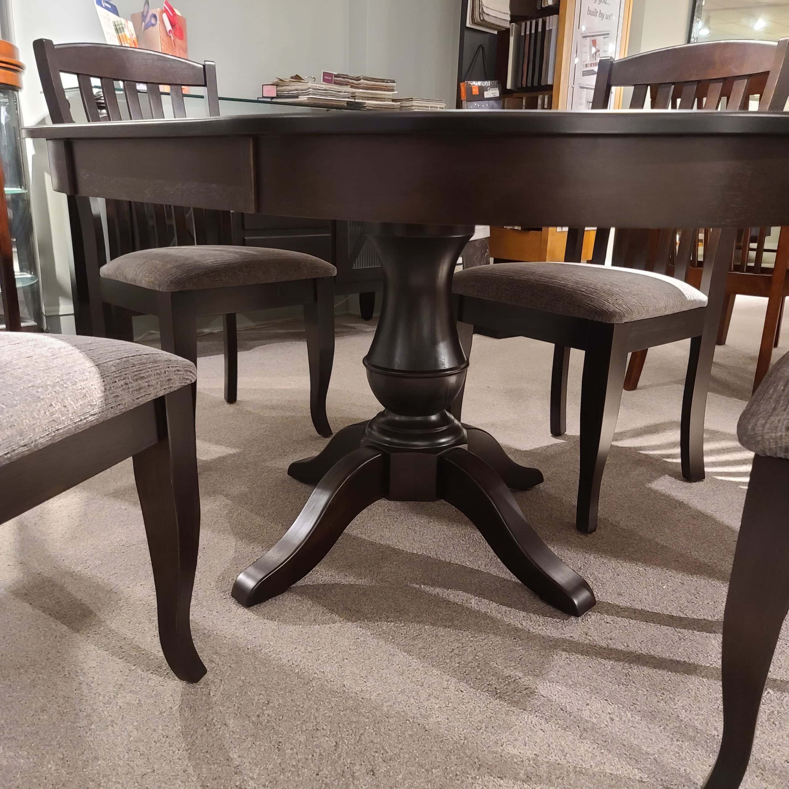 Premium Solid Wood Round Dining Table - Elegant & Durable for Kitchen, Dining Room & Restaurant Use