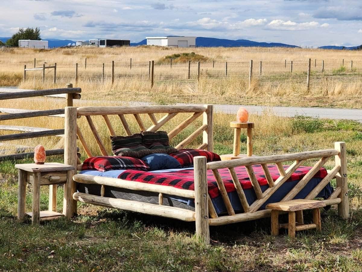 Yellowstone Solid Wood Log Cabin Bed Frame - Queen, King, Full, Twin & California King Sizes - Rustic Bedroom Furniture for Cabin, Lodge & Farmhouse Decor