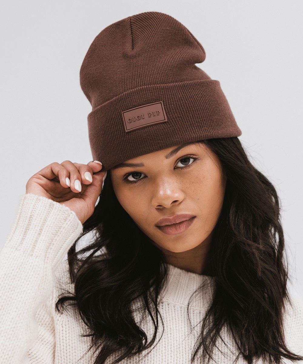 Stylish Pip Knit Beanie for Men & Women - Warm Winter Hat for Outdoor Activities, Hiking, and Casual Wear