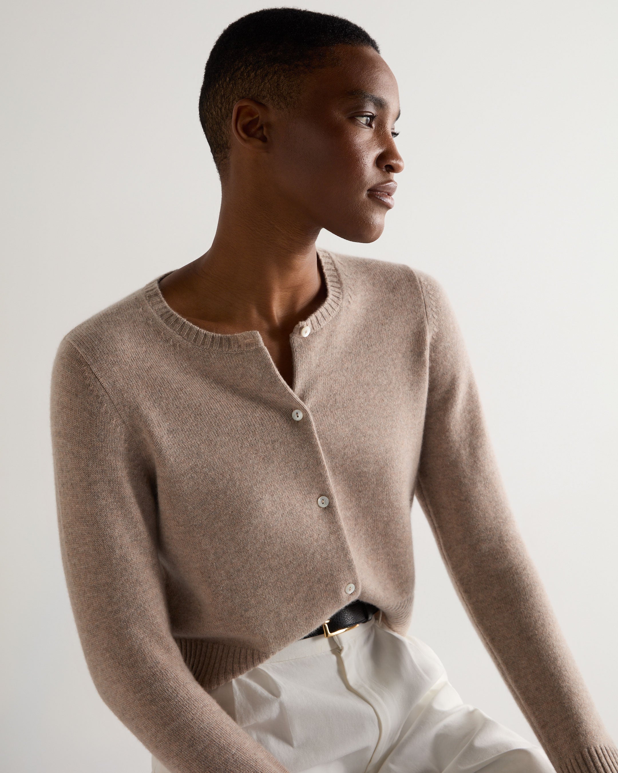 Women's Chunky Knit Crop Cashmere Sweater - Soft Oatmeal Brown Cardigan for Fall & Winter | Cozy Layering for Work, Dates & Casual Outings